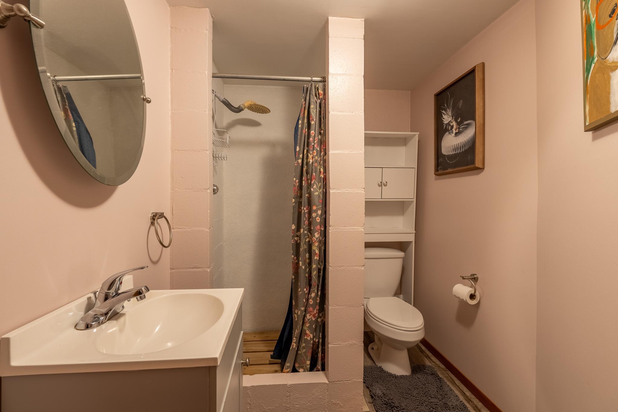 913 Park Drive S Property Photo 34