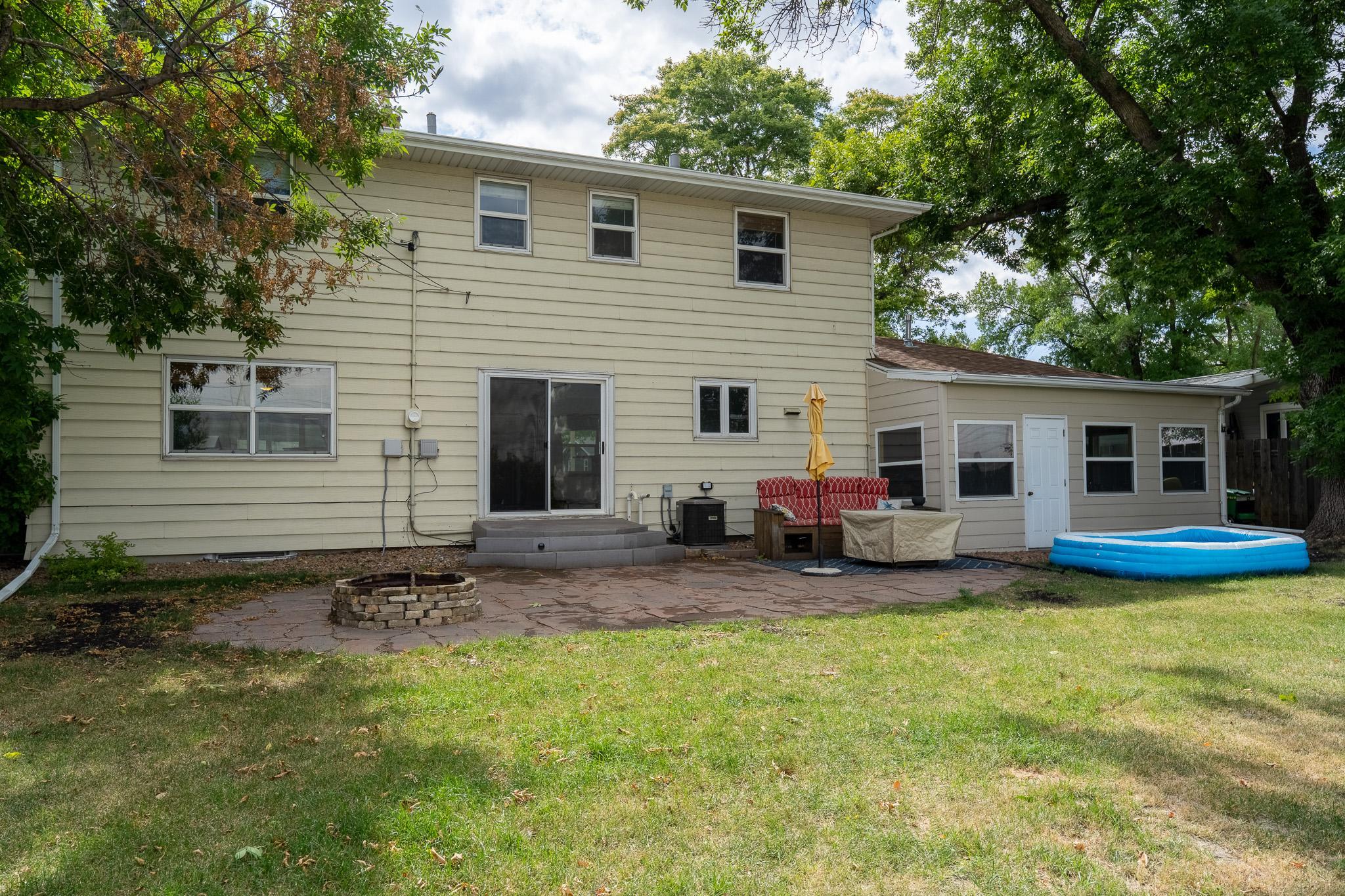 913 Park Drive S Property Photo 44
