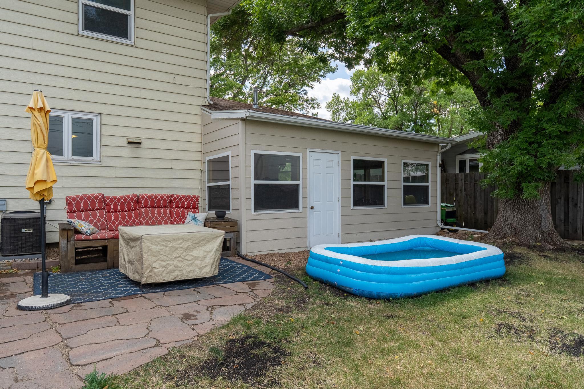 913 Park Drive S Property Photo 45