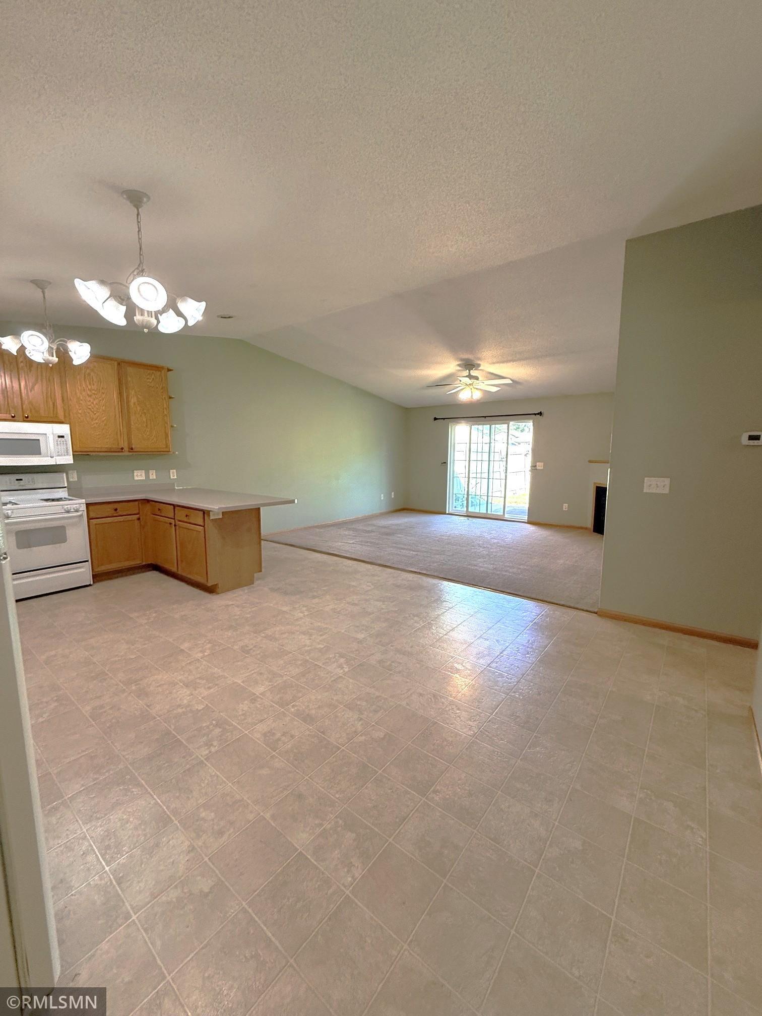 610 Meadows Drive Property Photo 8
