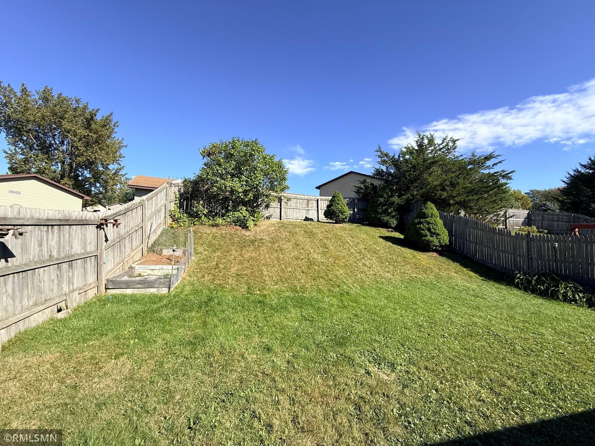 610 Meadows Drive Property Photo 10