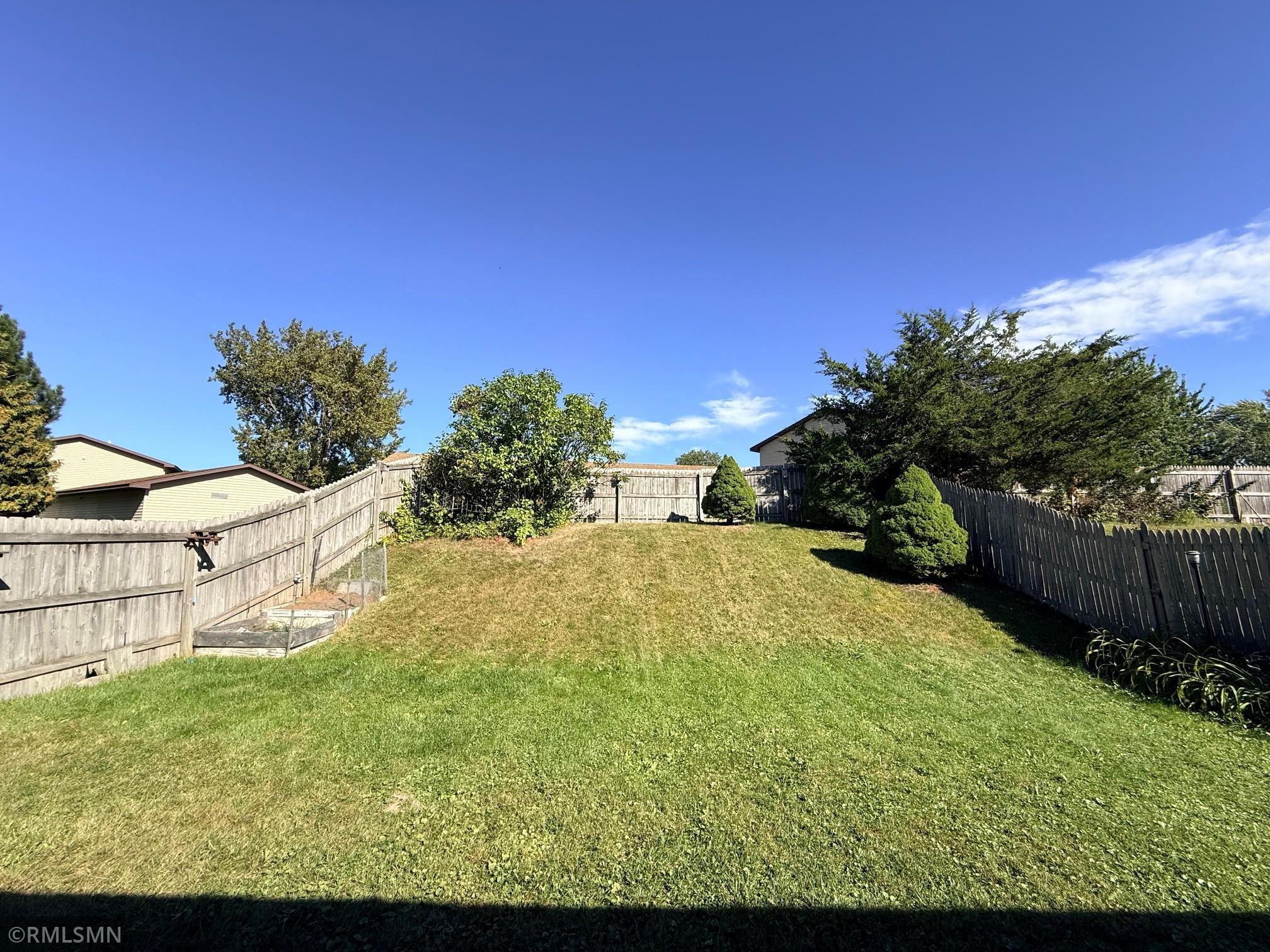 610 Meadows Drive Property Photo 12