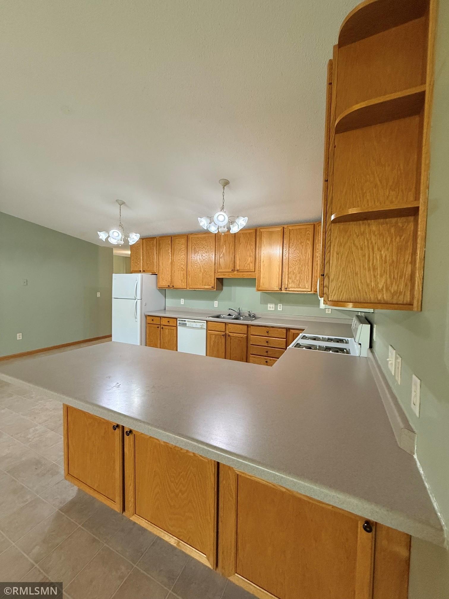 610 Meadows Drive Property Photo 16