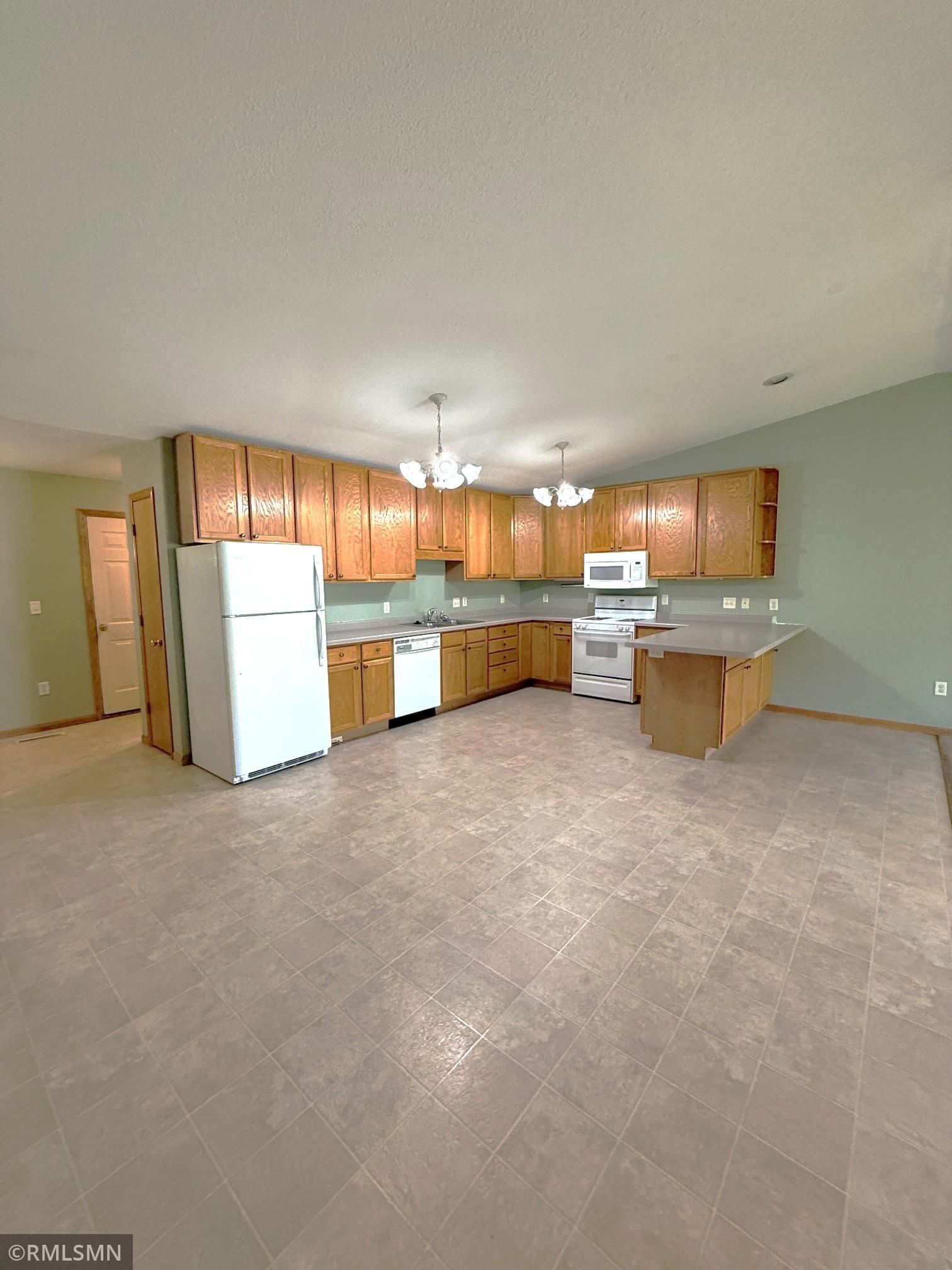 610 Meadows Drive Property Photo 18
