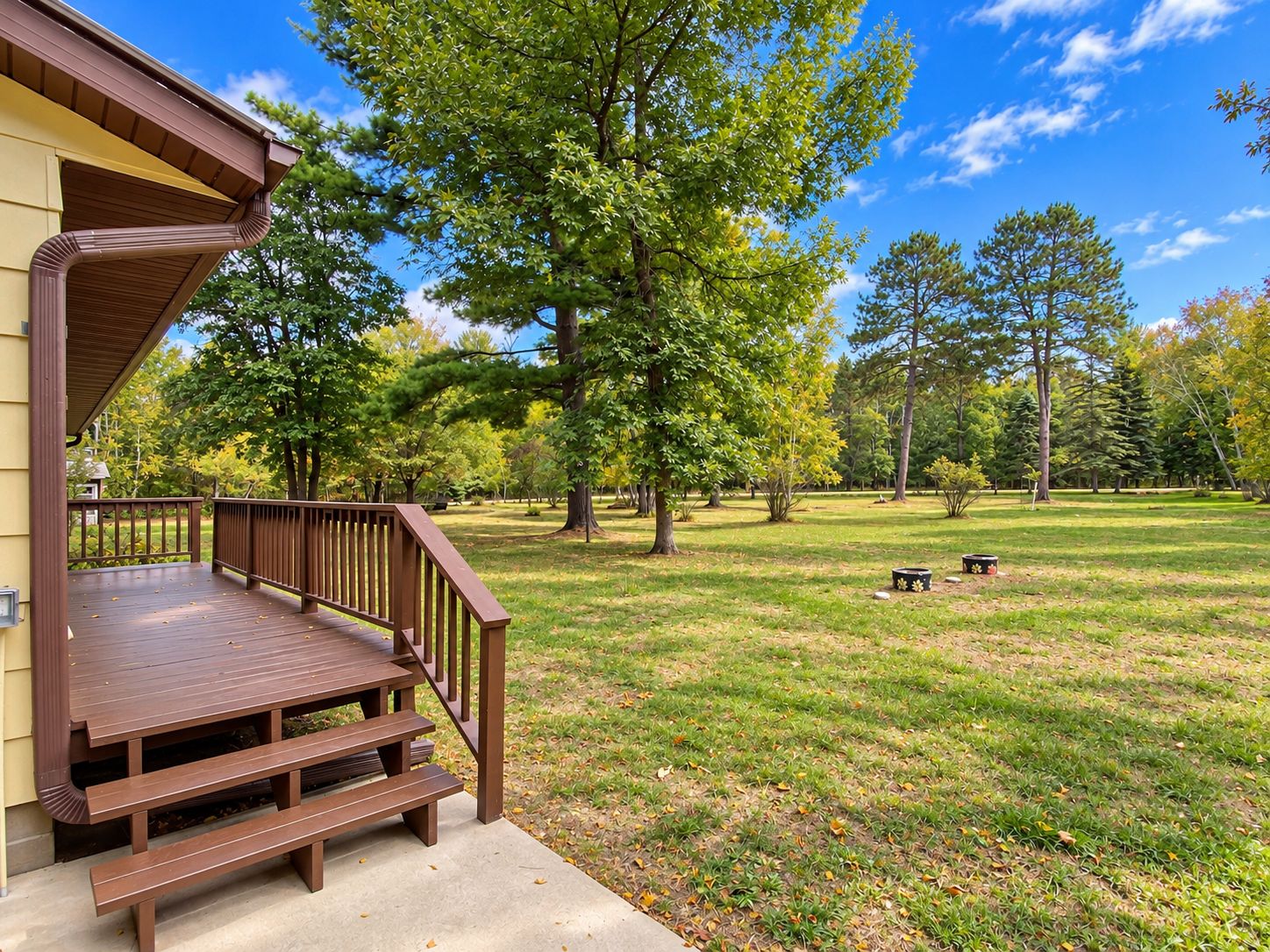 22838 Glenhaven Drive Property Photo 3