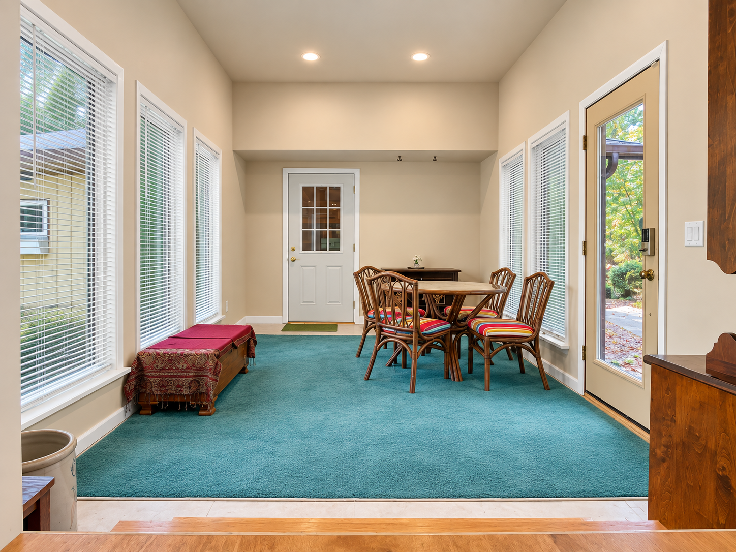 22838 Glenhaven Drive Property Photo 23
