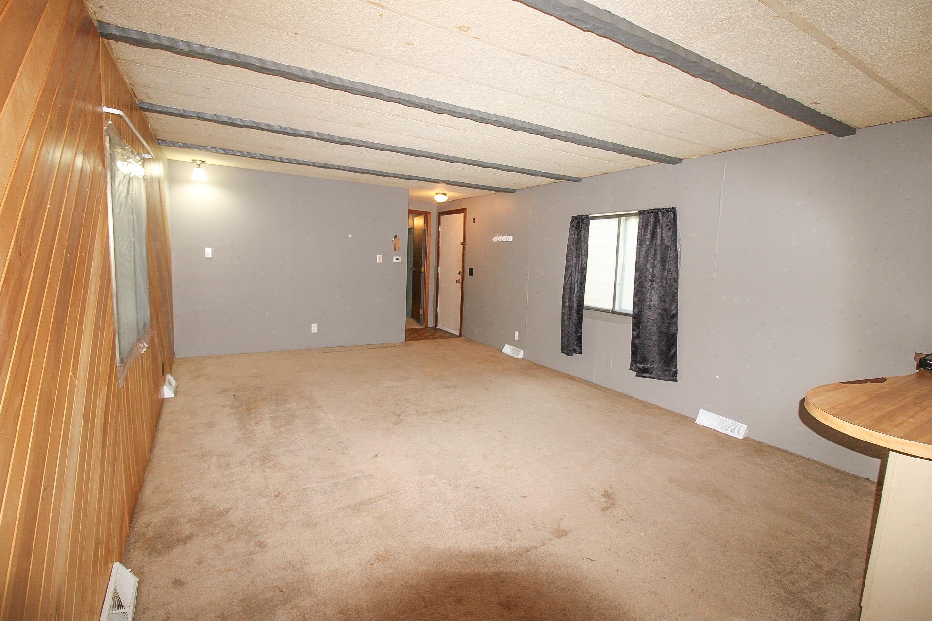 203 3rd Avenue N Property Photo 7