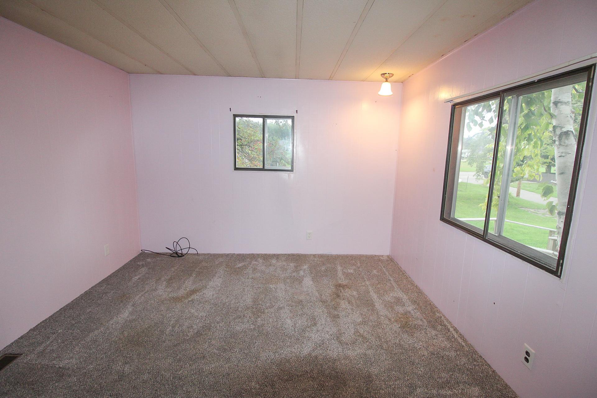 203 3rd Avenue N Property Photo 10