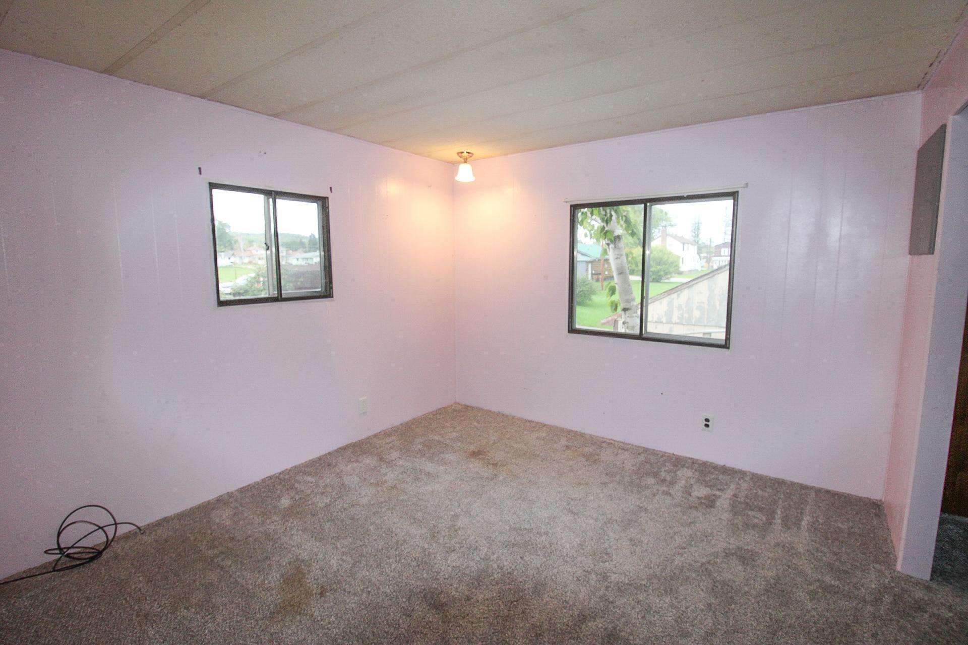 203 3rd Avenue N Property Photo 11
