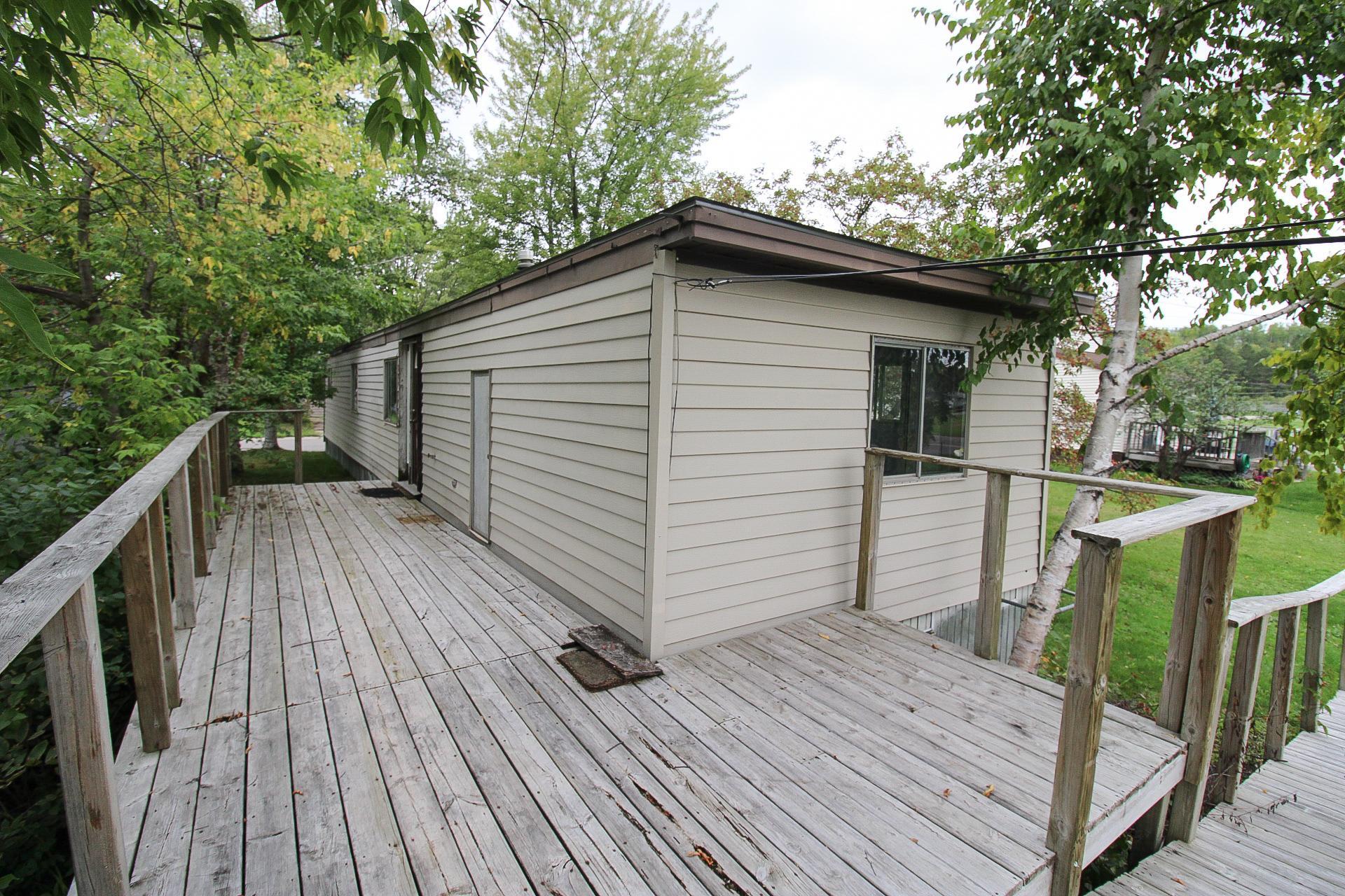 203 3rd Avenue N Property Photo 17