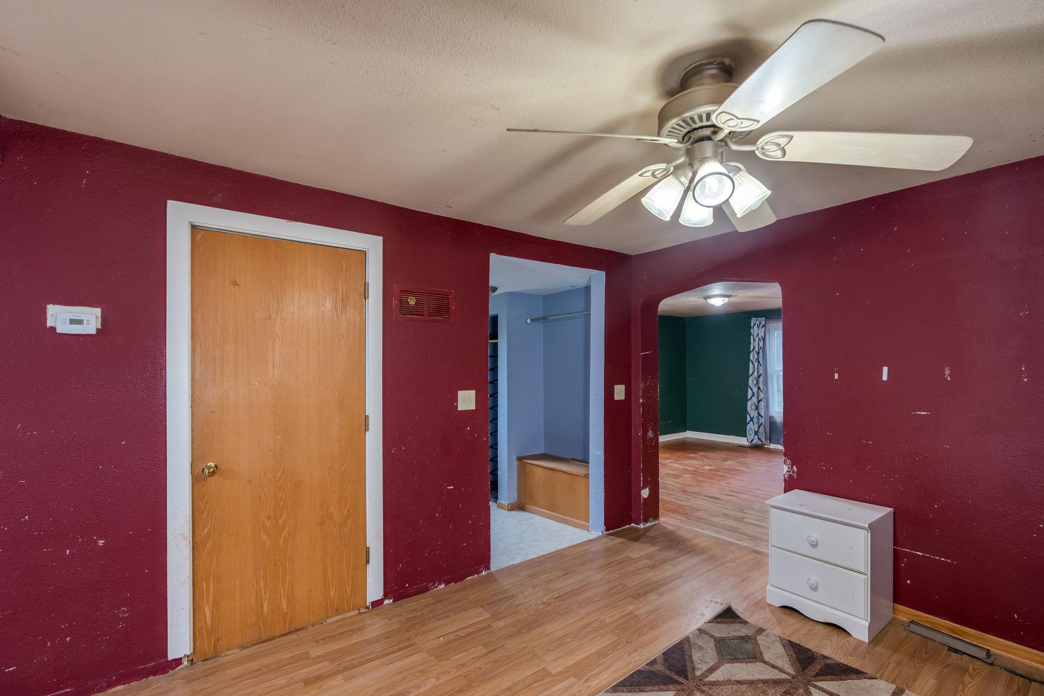 315 Hoosac Street E Property Photo 3