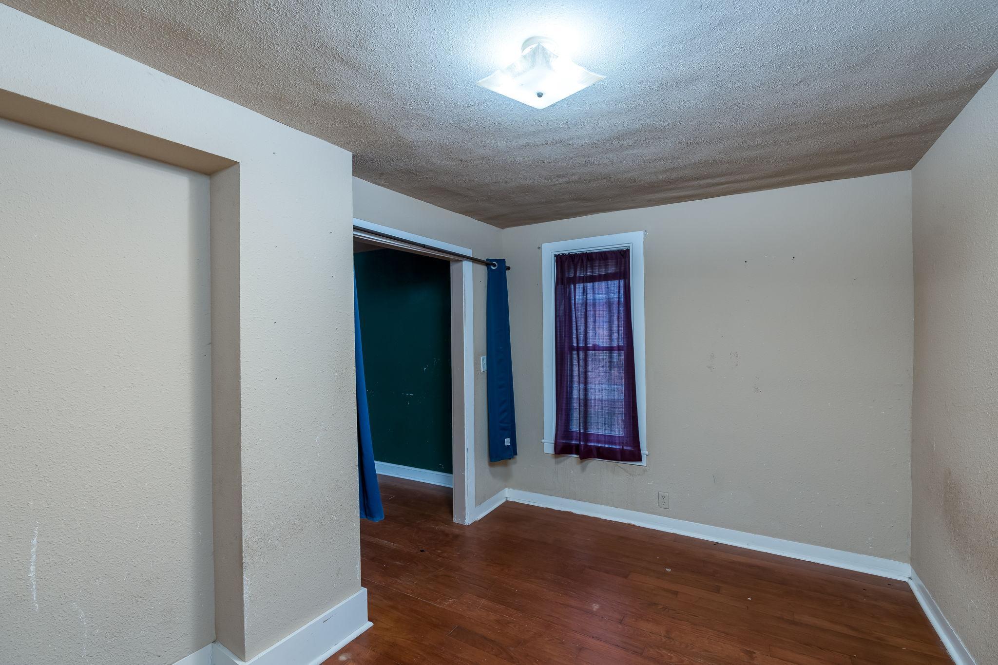 315 Hoosac Street E Property Photo 10