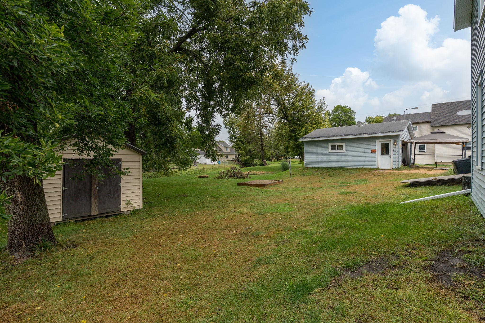315 Hoosac Street E Property Photo 18