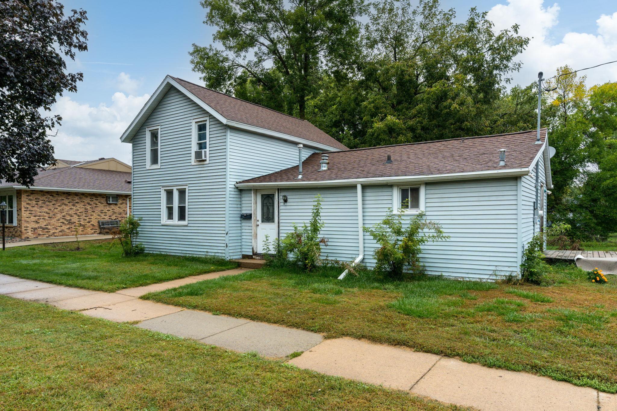 315 Hoosac Street E Property Photo 19