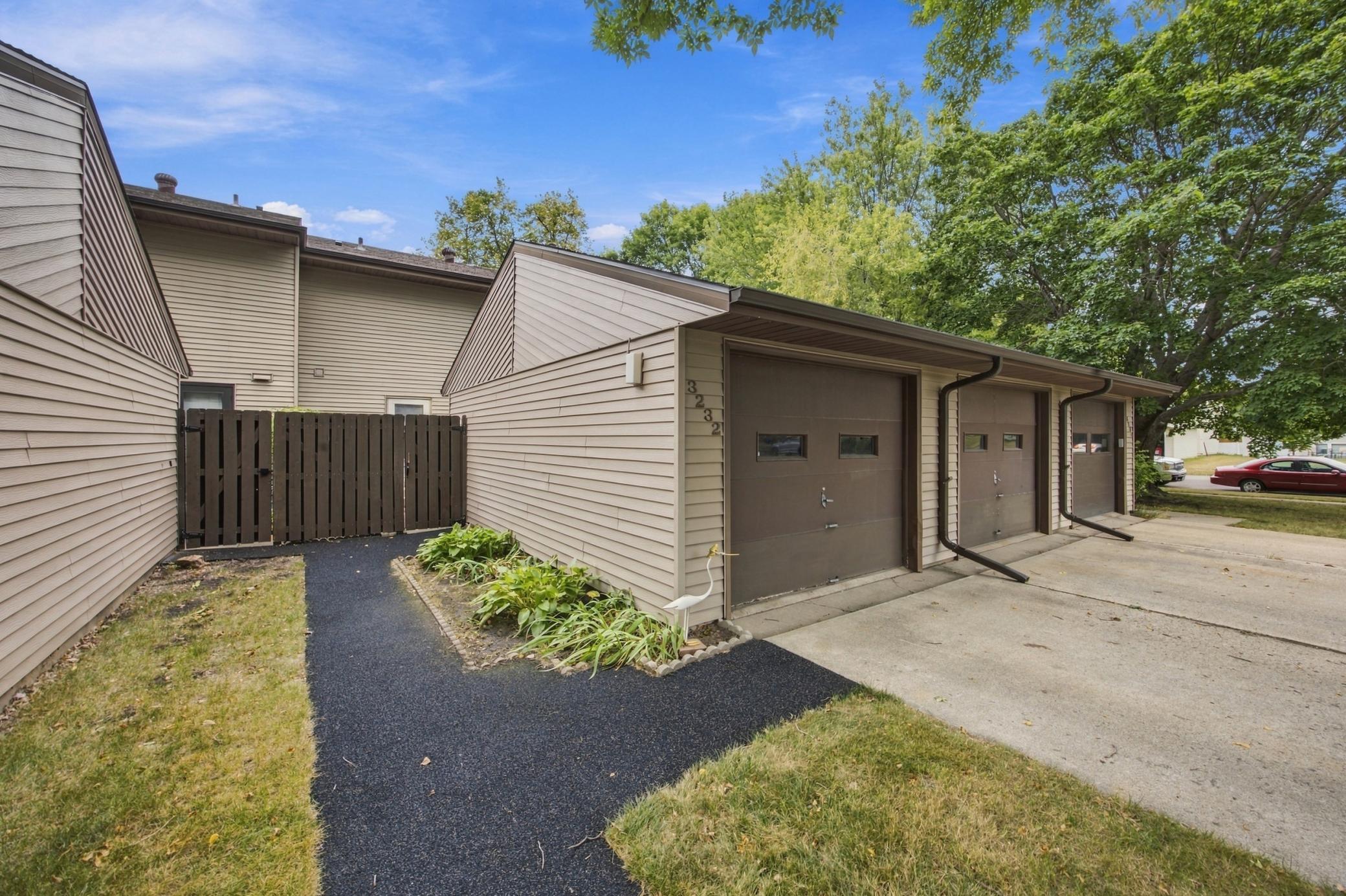 3232 2nd Street N Property Photo 1