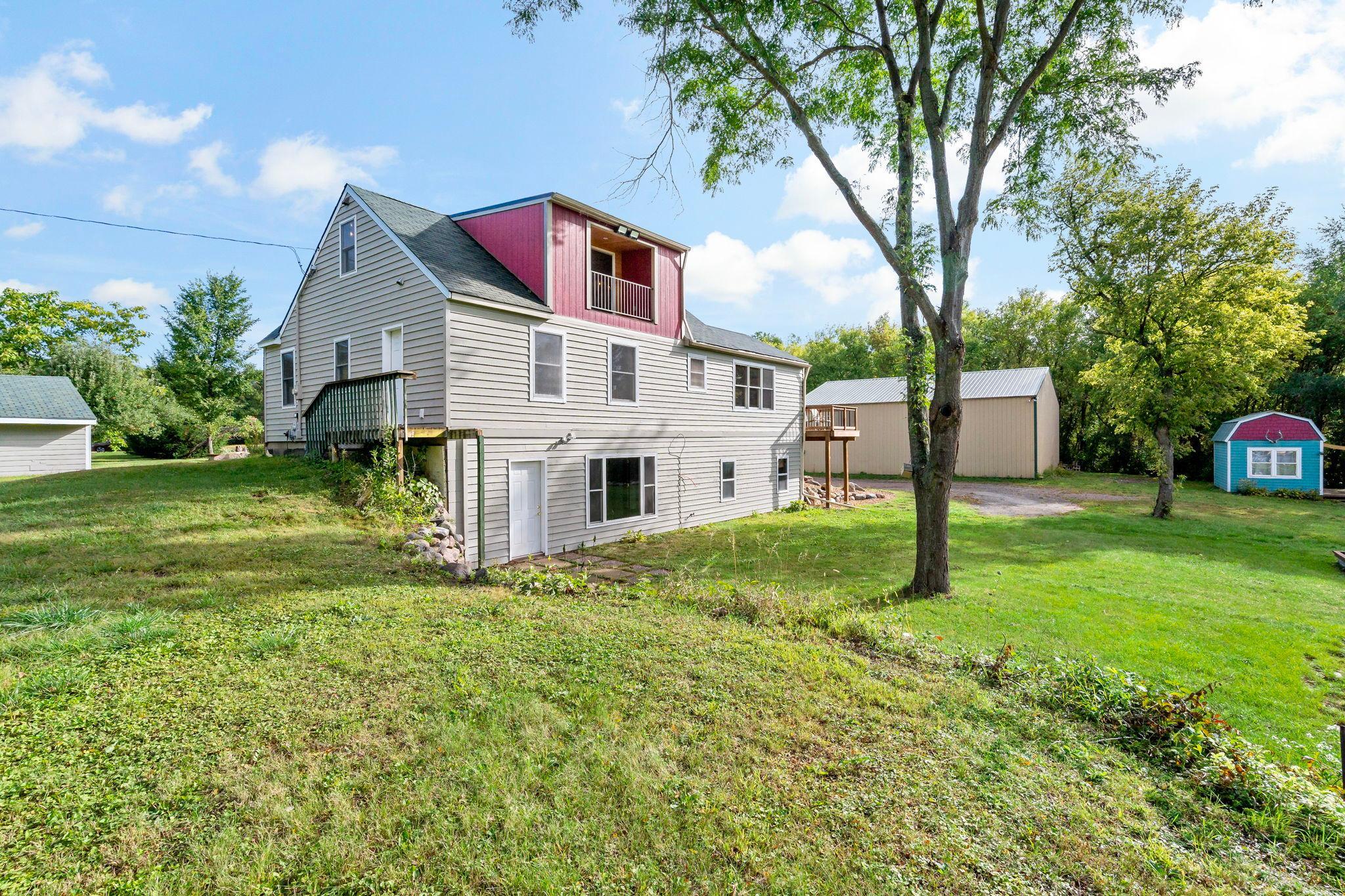 4555 Spruce Way Property Photo 17