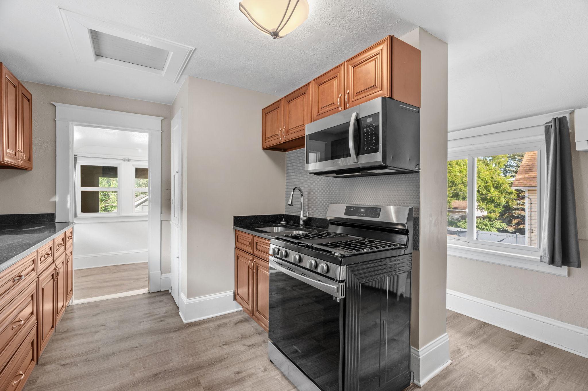 2408 6th Street Ne Property Photo 17