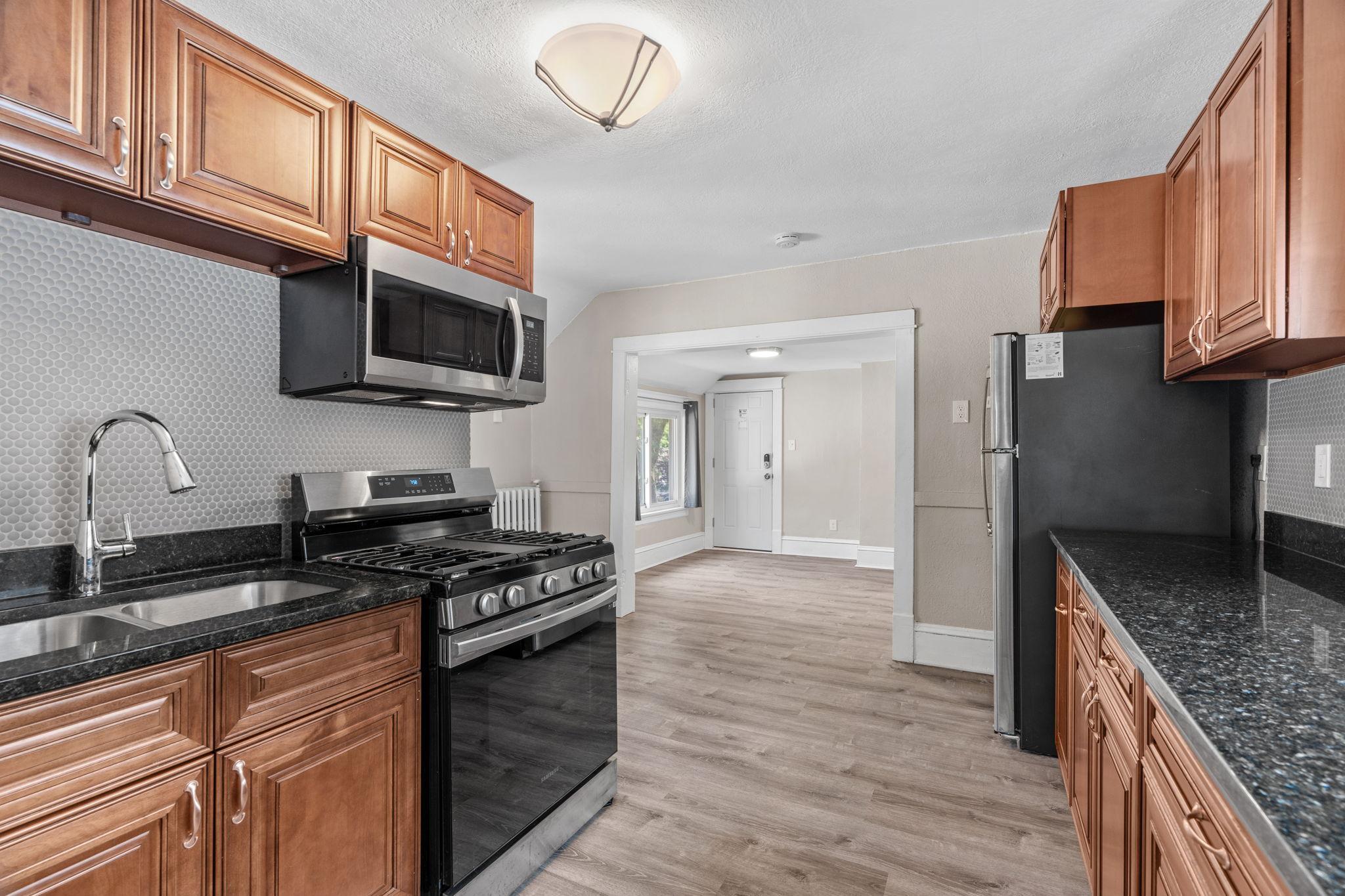 2408 6th Street Ne Property Photo 18