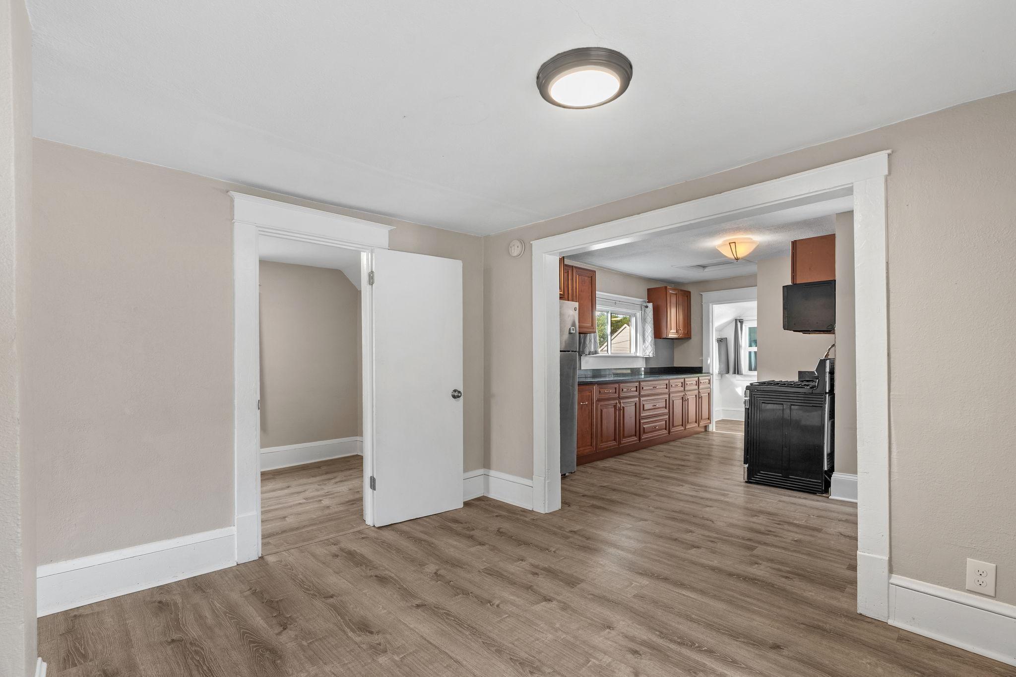 2408 6th Street Ne Property Photo 22