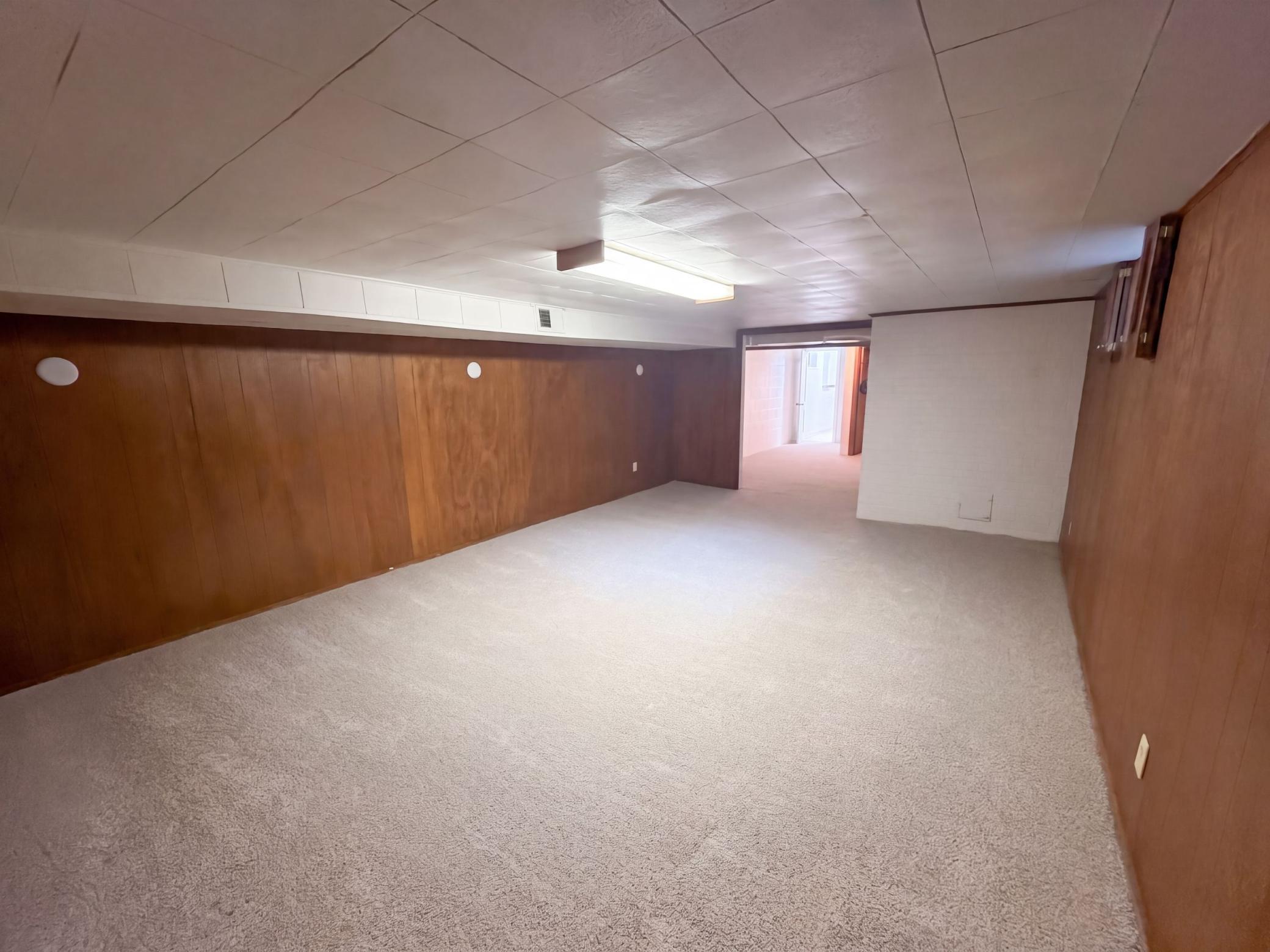 2000 Herschel Street Property Photo 16