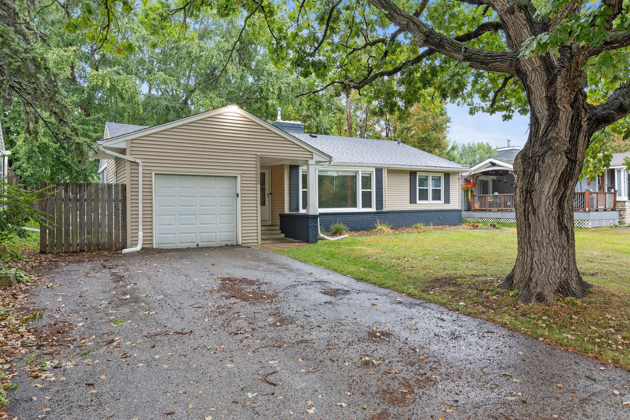 1712 W 66th Street Property Photo 1