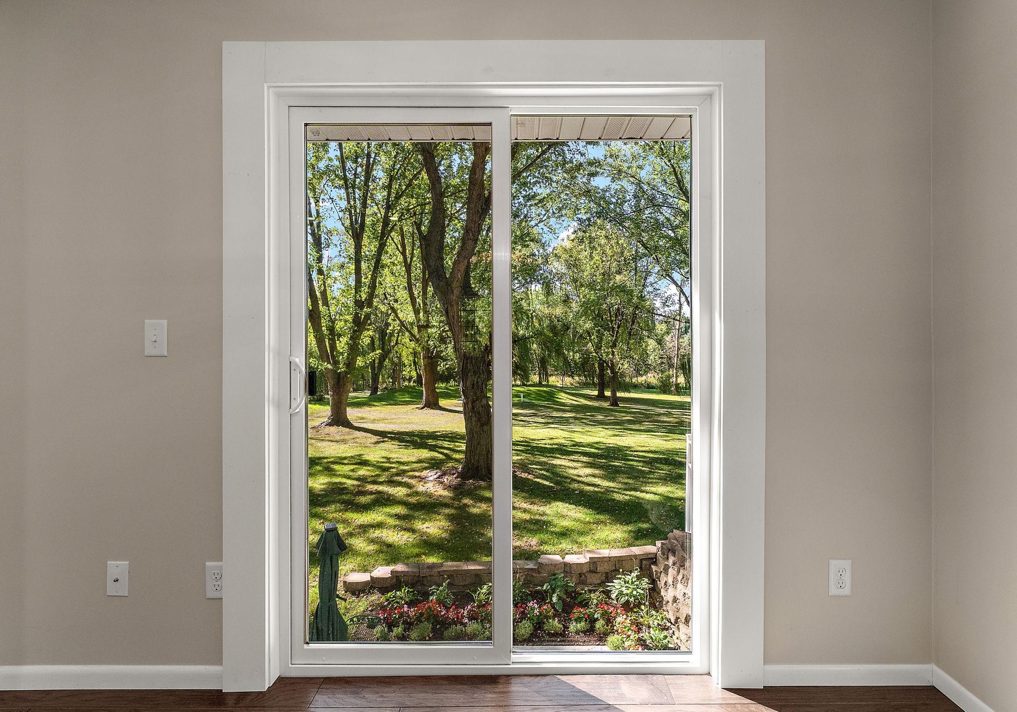 18421 Country Squires Circle Property Photo 15