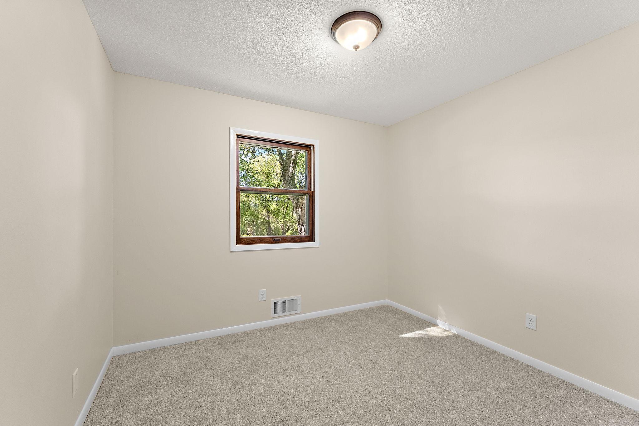 18421 Country Squires Circle Property Photo 19