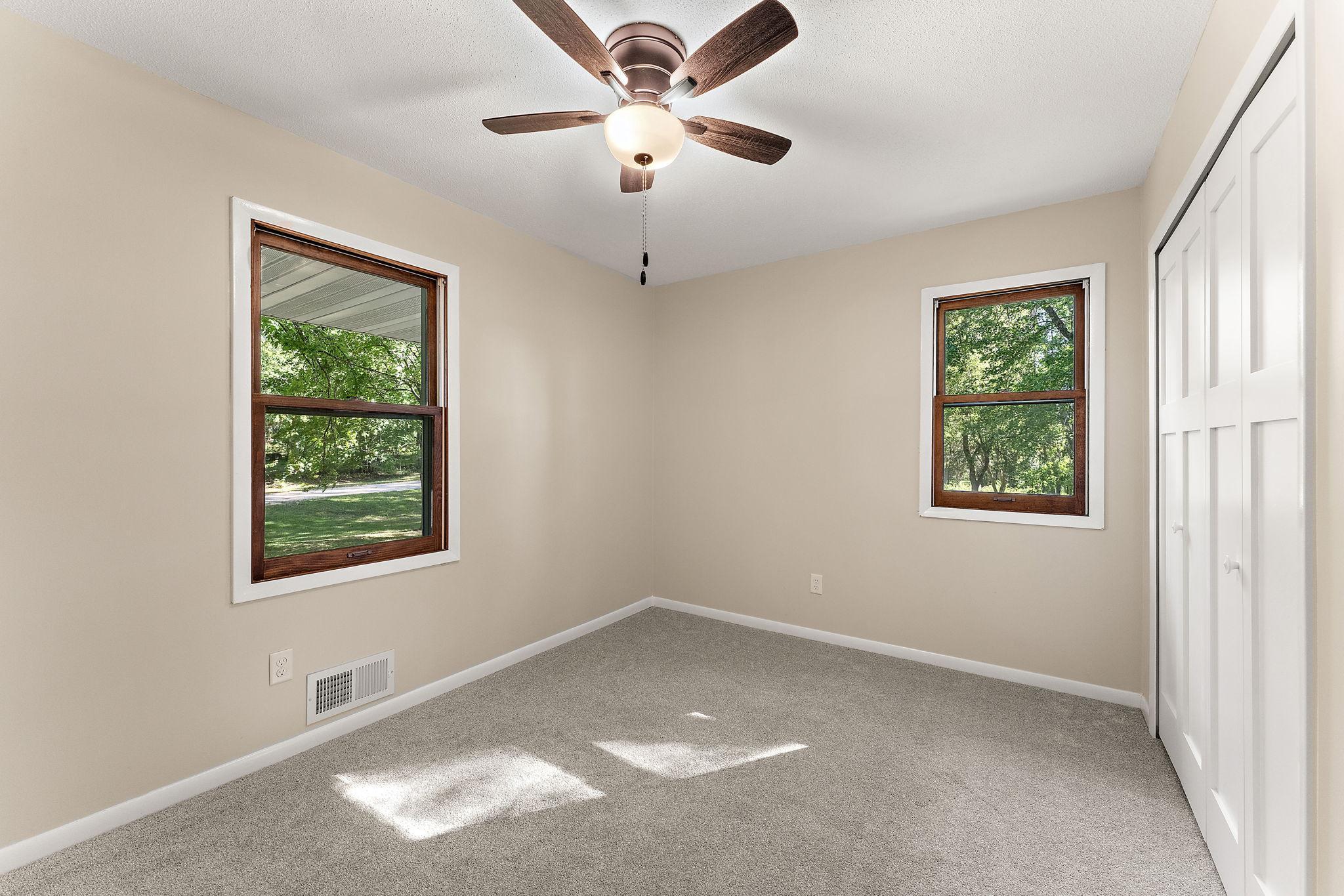 18421 Country Squires Circle Property Photo 23