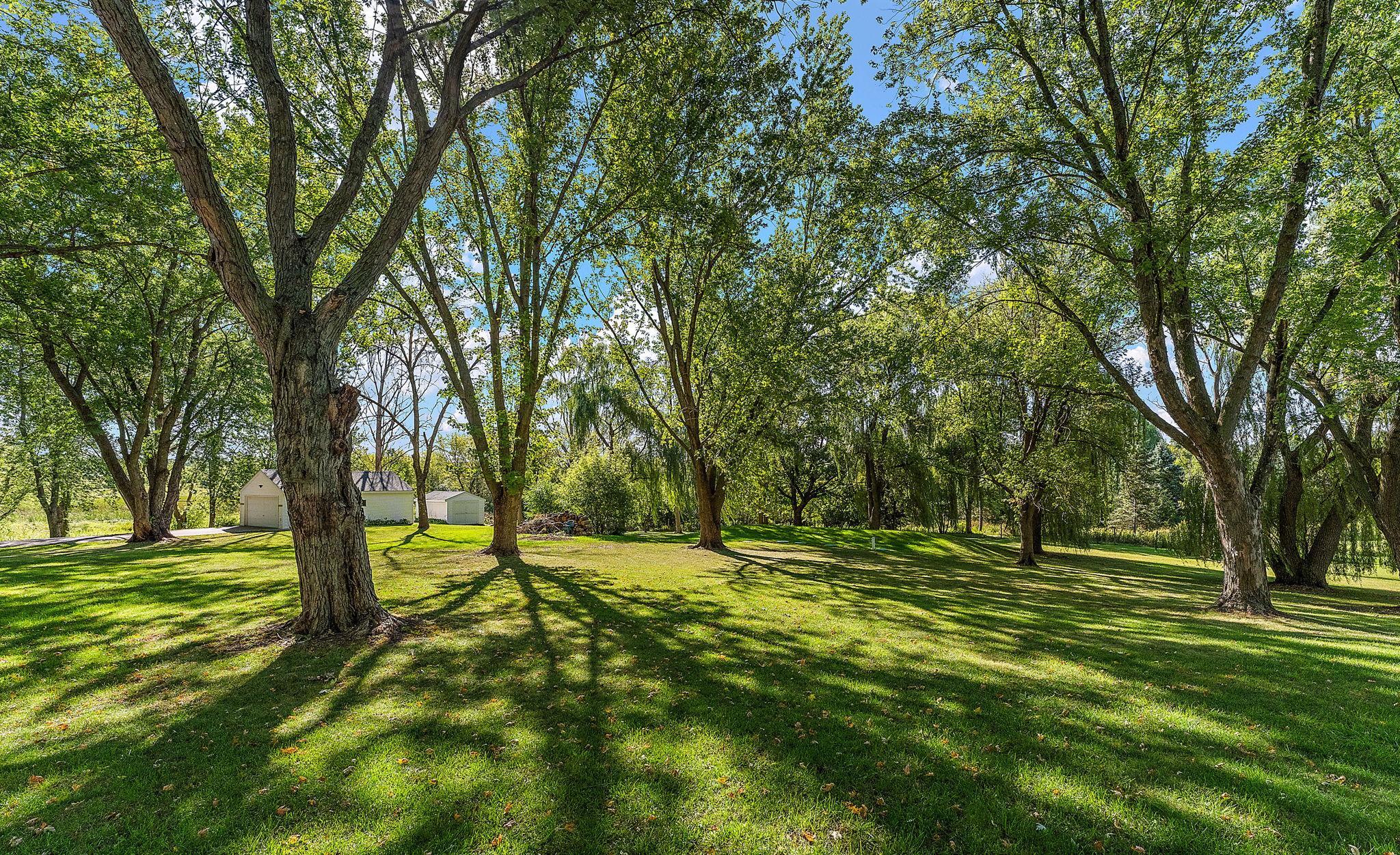 18421 Country Squires Circle Property Photo 39