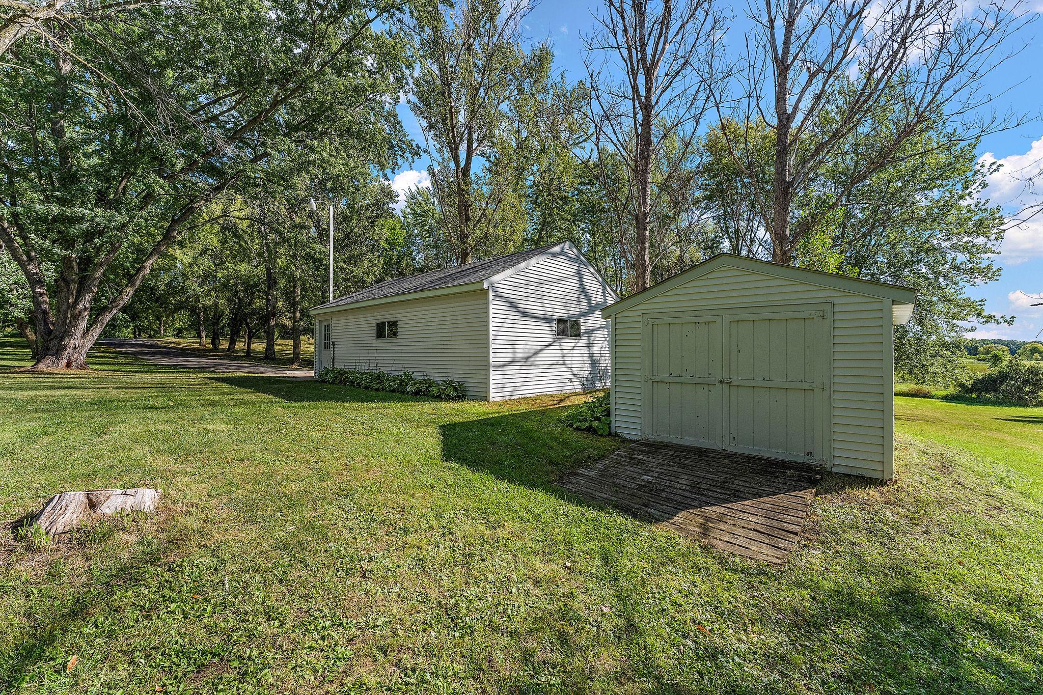 18421 Country Squires Circle Property Photo 44