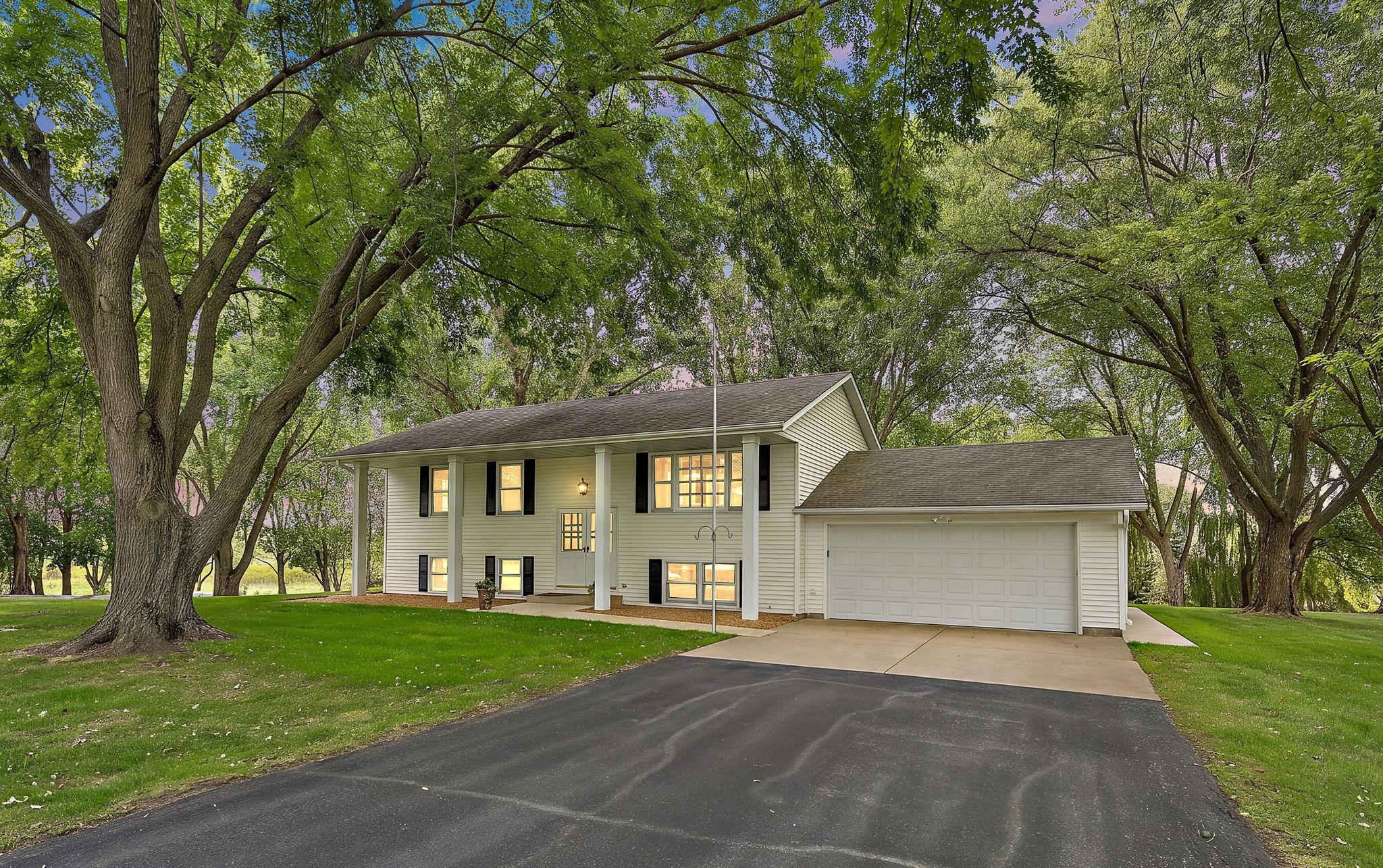 18421 Country Squires Circle Property Photo 53