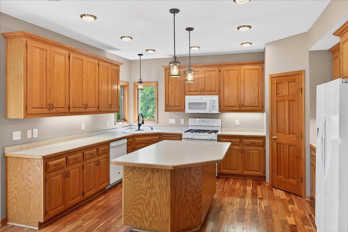 17470 91st Place N Property Photo 12