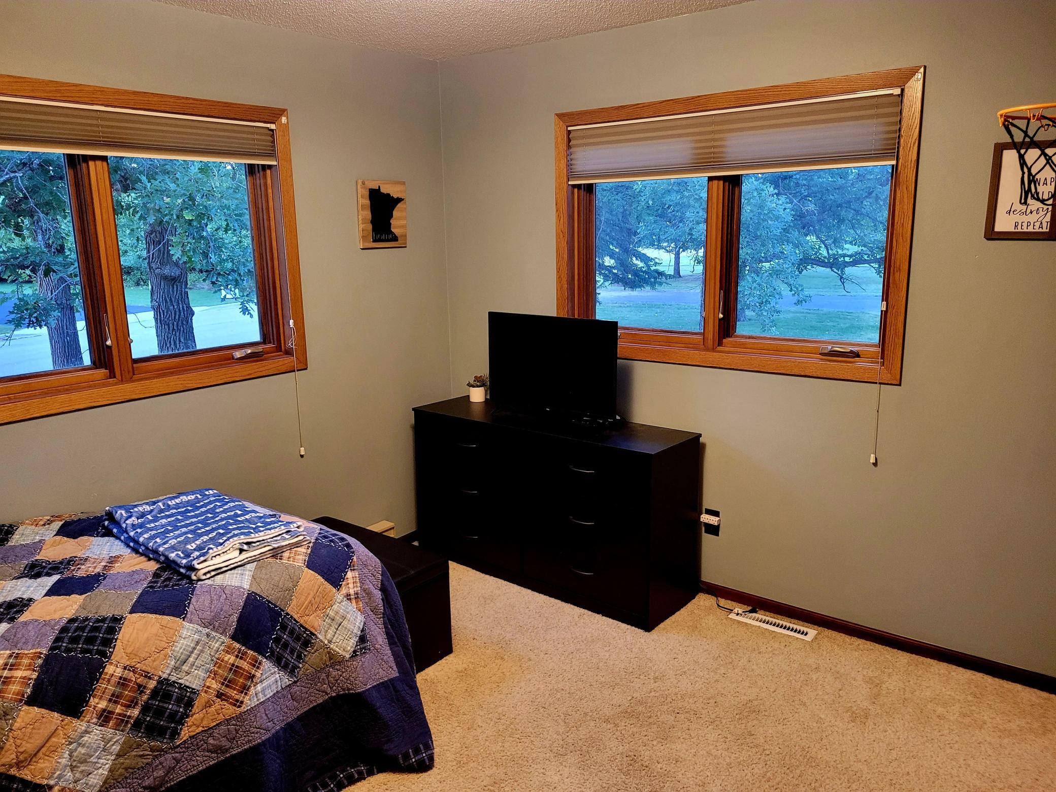 128 Eastwood Drive Property Photo 16