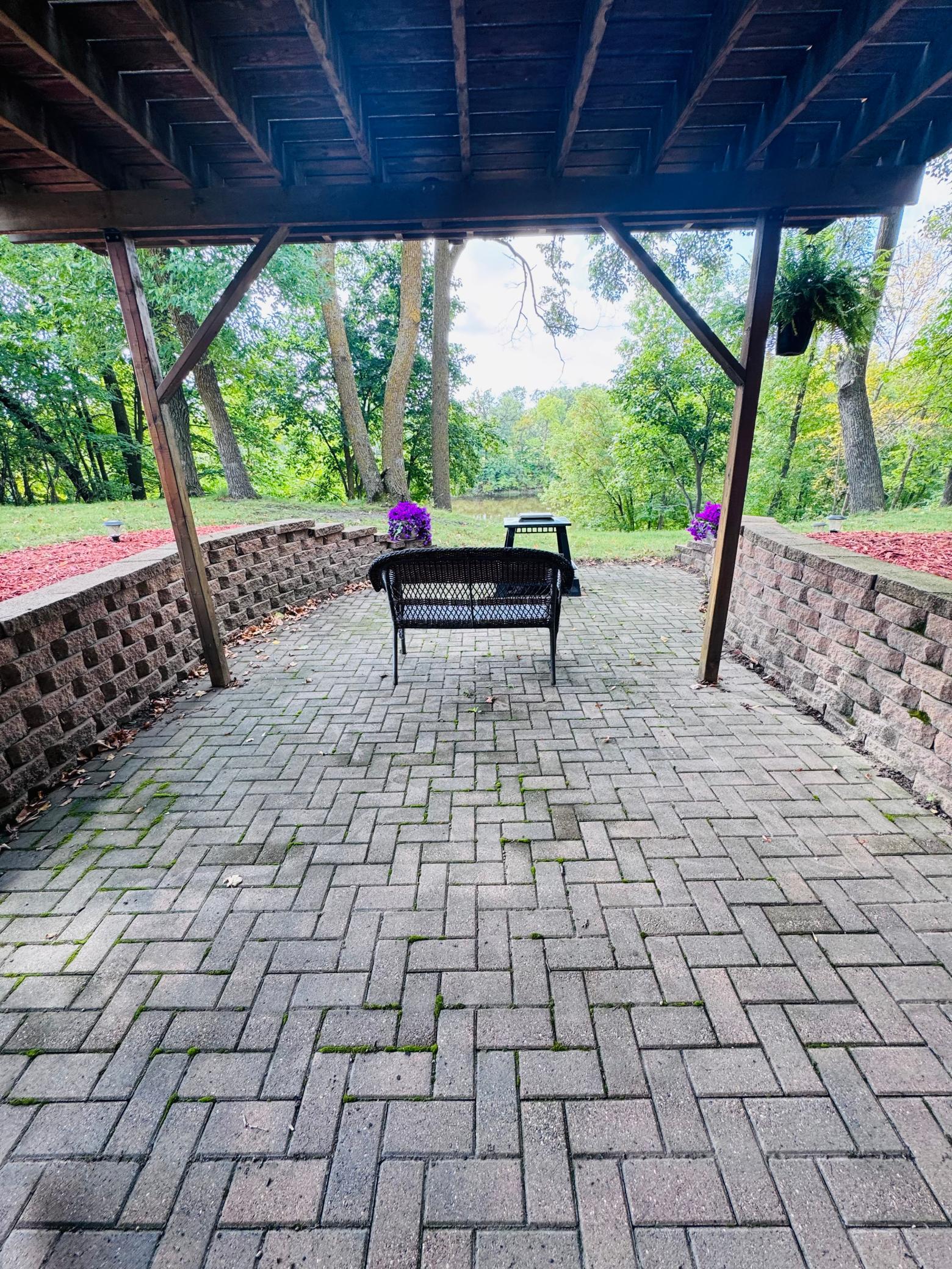 128 Eastwood Drive Property Photo 47