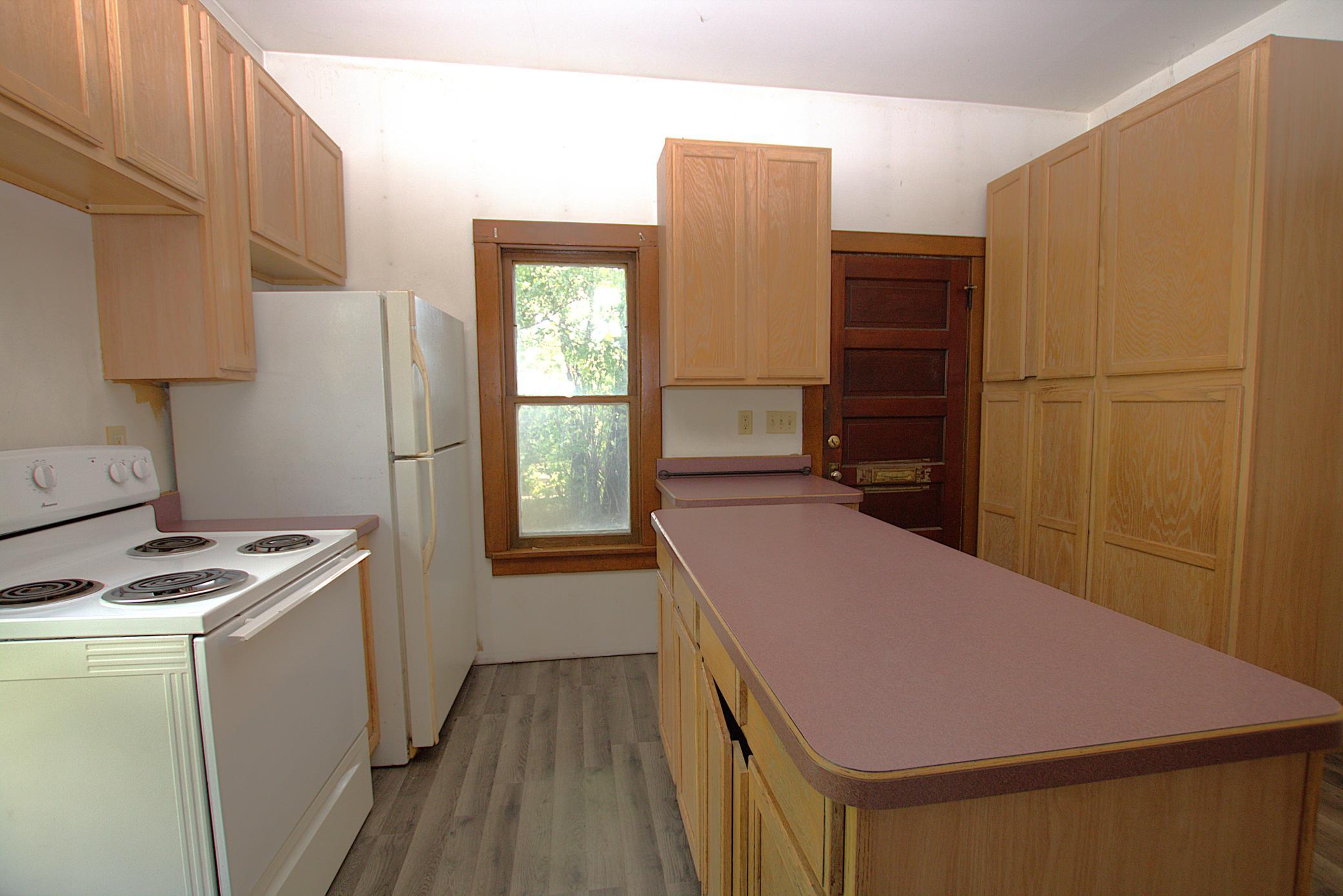 1015 Us 10 E Property Photo 6