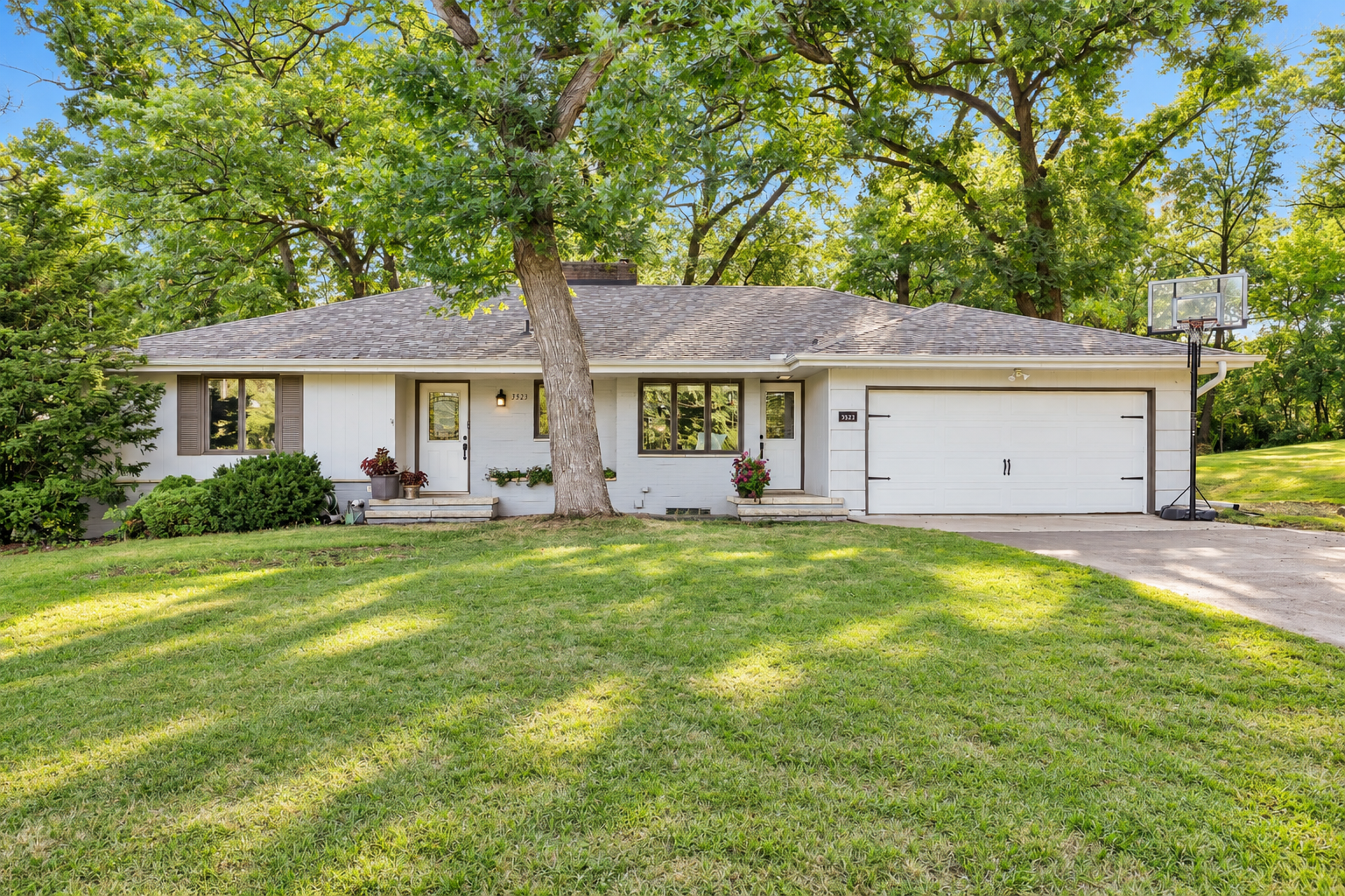 3523 Arbor Lane Property Photo 1