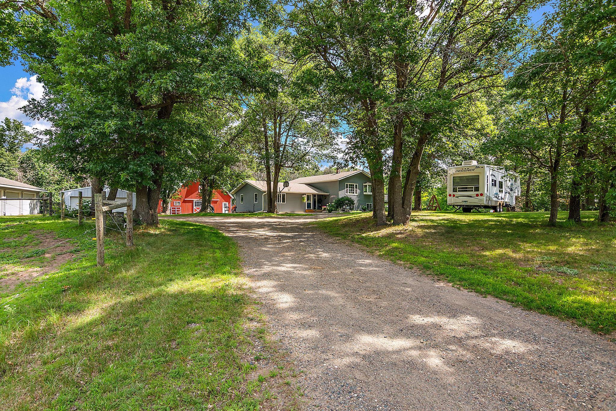 16950 77th Street Se Property Photo 2