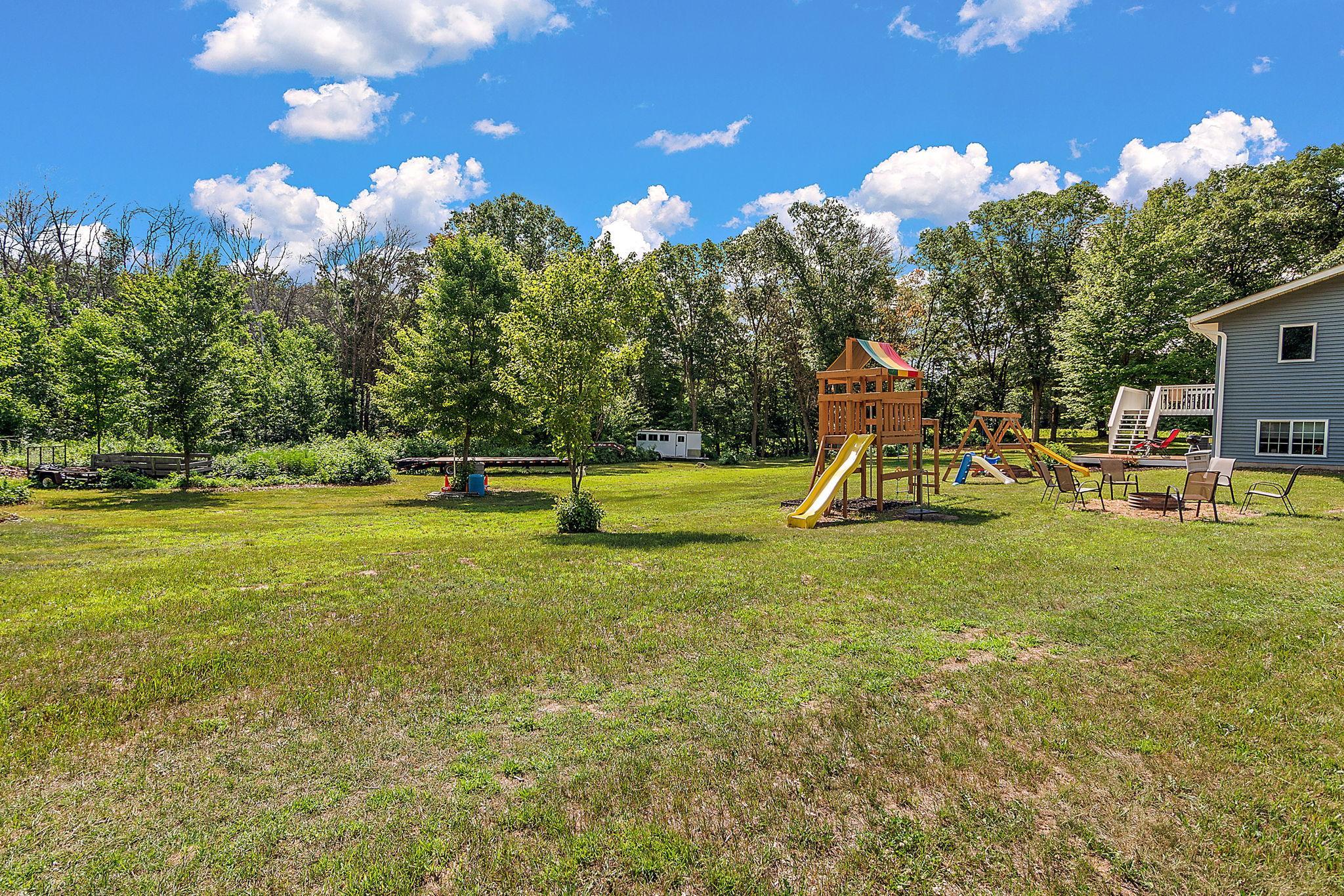 16950 77th Street Se Property Photo 8