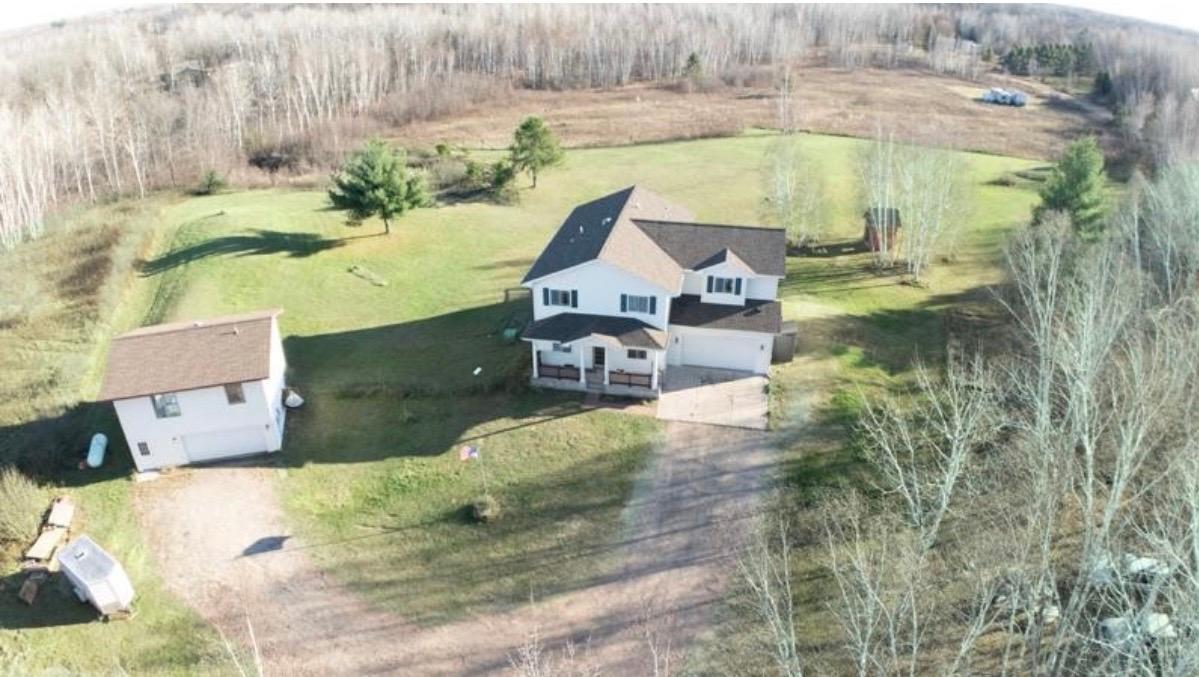 38582 Clover Circle Property Photo 7