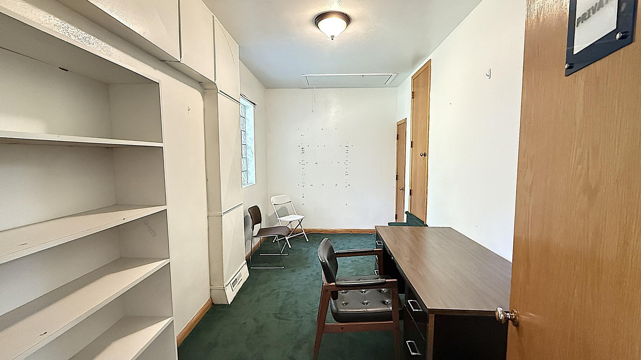 139 E Reuss Avenue Property Photo 18