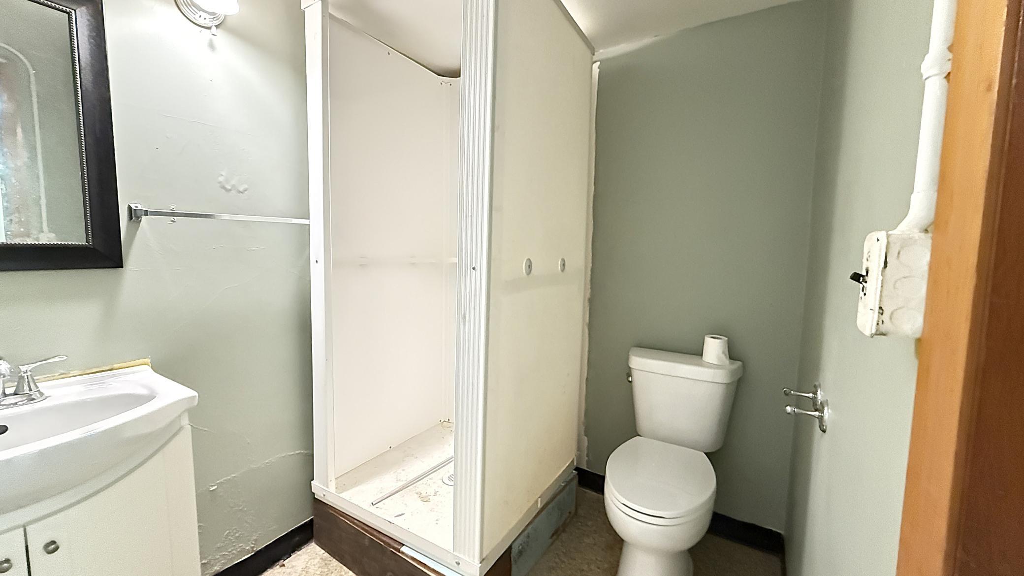 139 E Reuss Avenue Property Photo 37