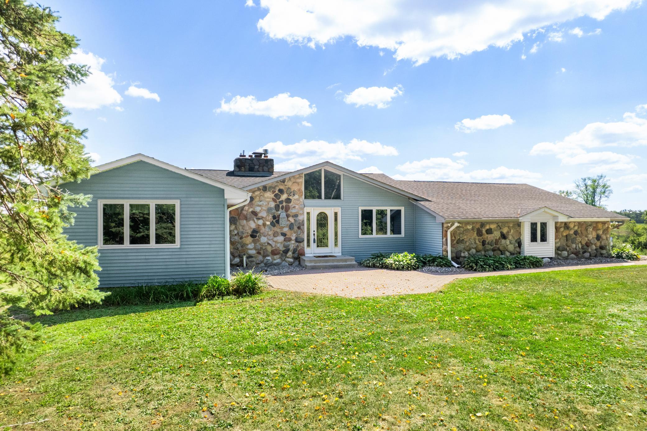 12020 Tilton Trail N Property Photo 7