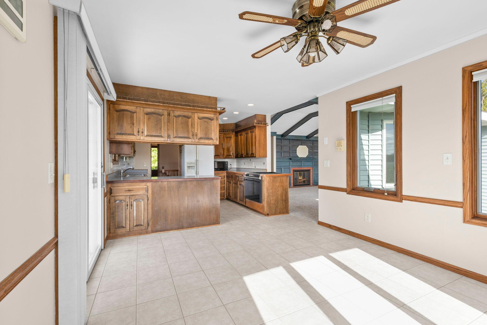 12020 Tilton Trail N Property Photo 24