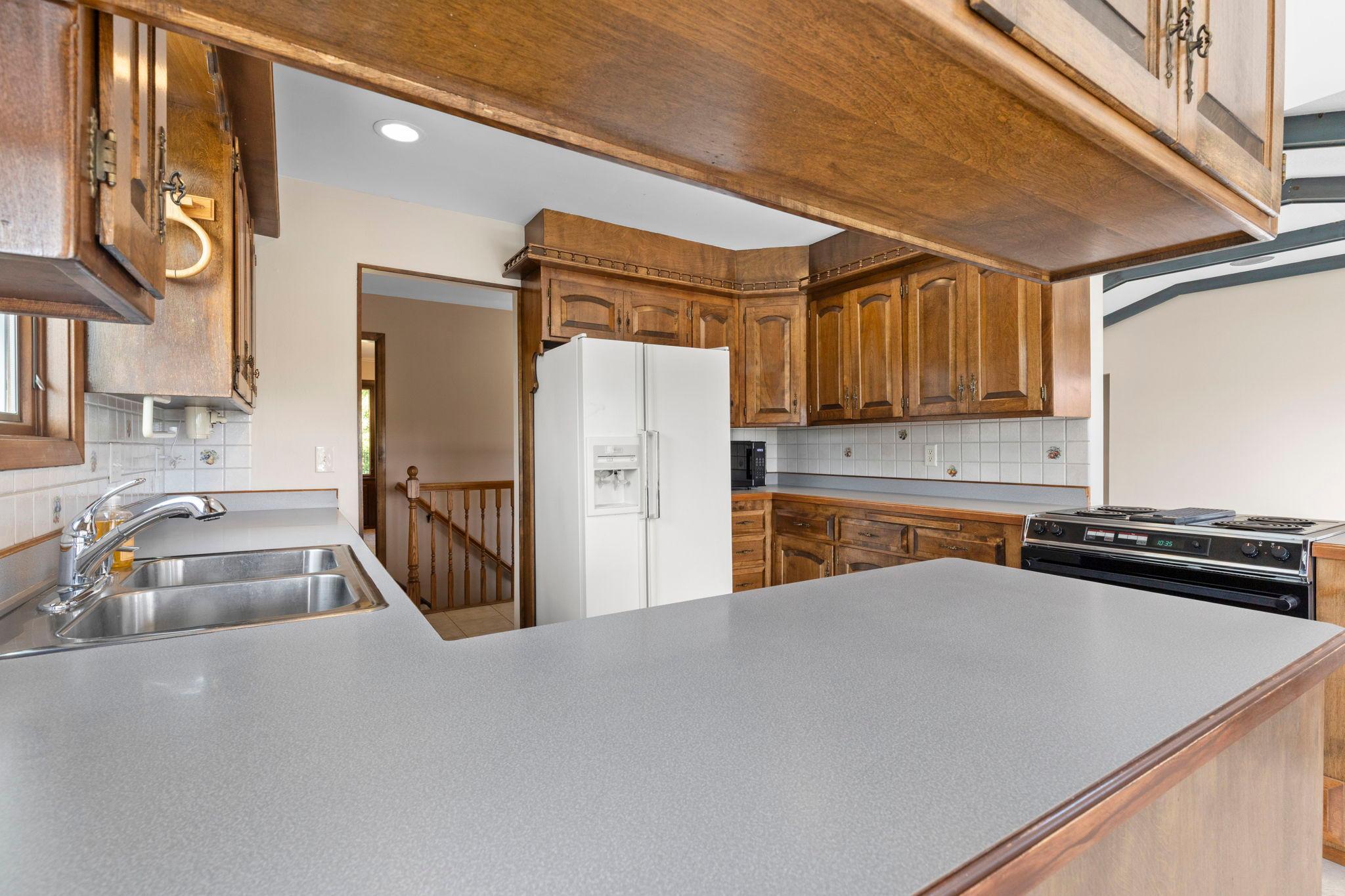 12020 Tilton Trail N Property Photo 27