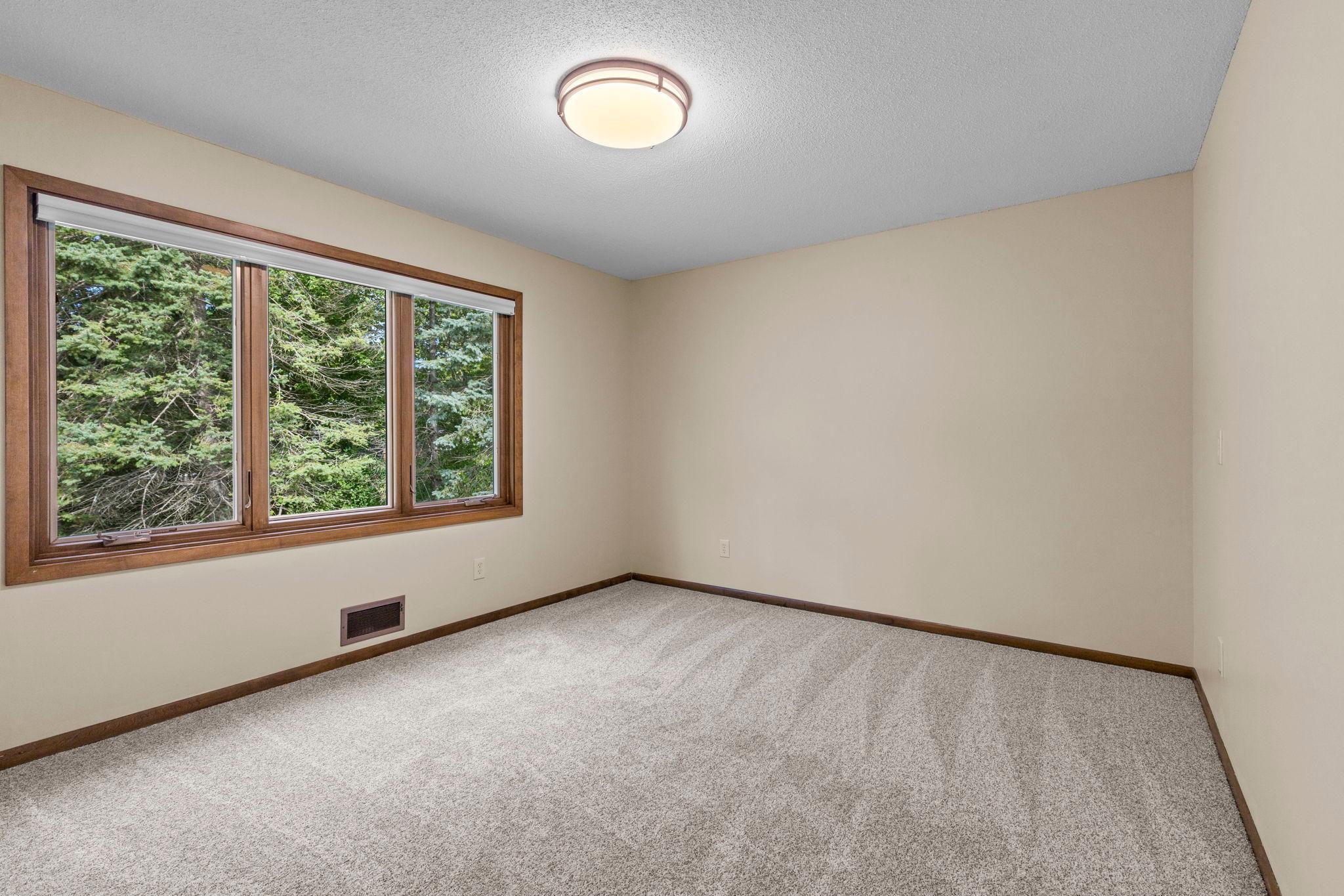 12020 Tilton Trail N Property Photo 33