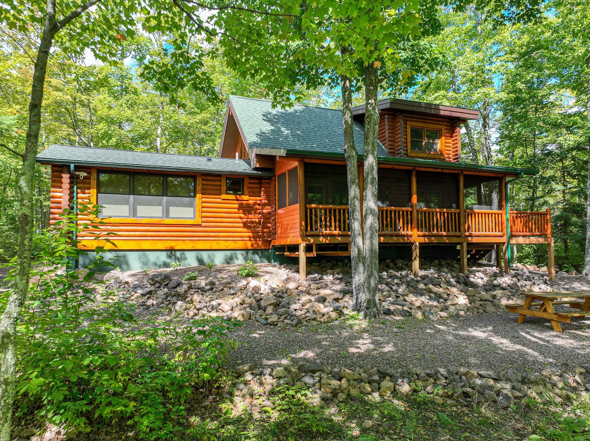 2626 Ridgeview Drive Property Photo 1