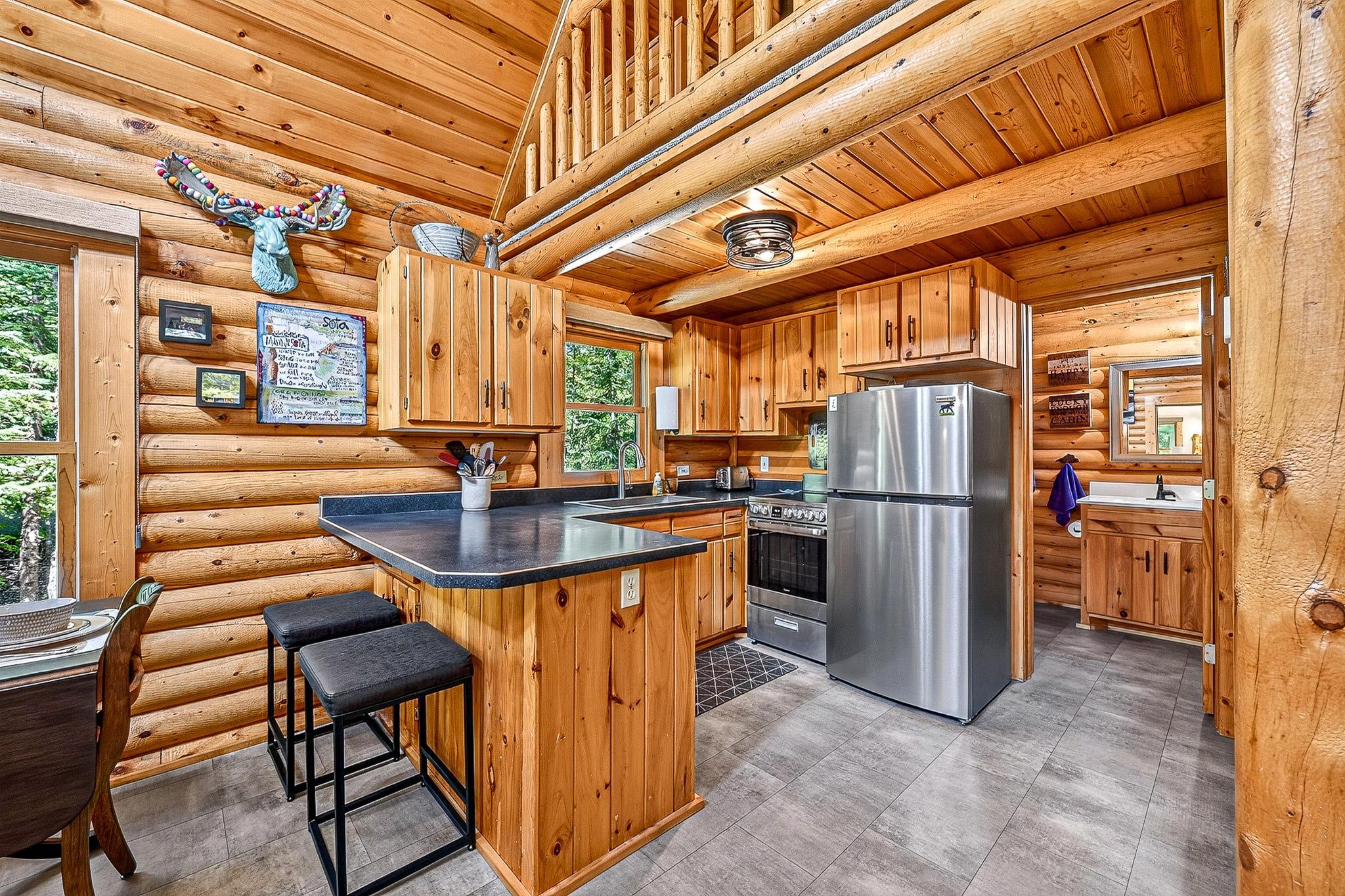 2626 Ridgeview Drive Property Photo 10