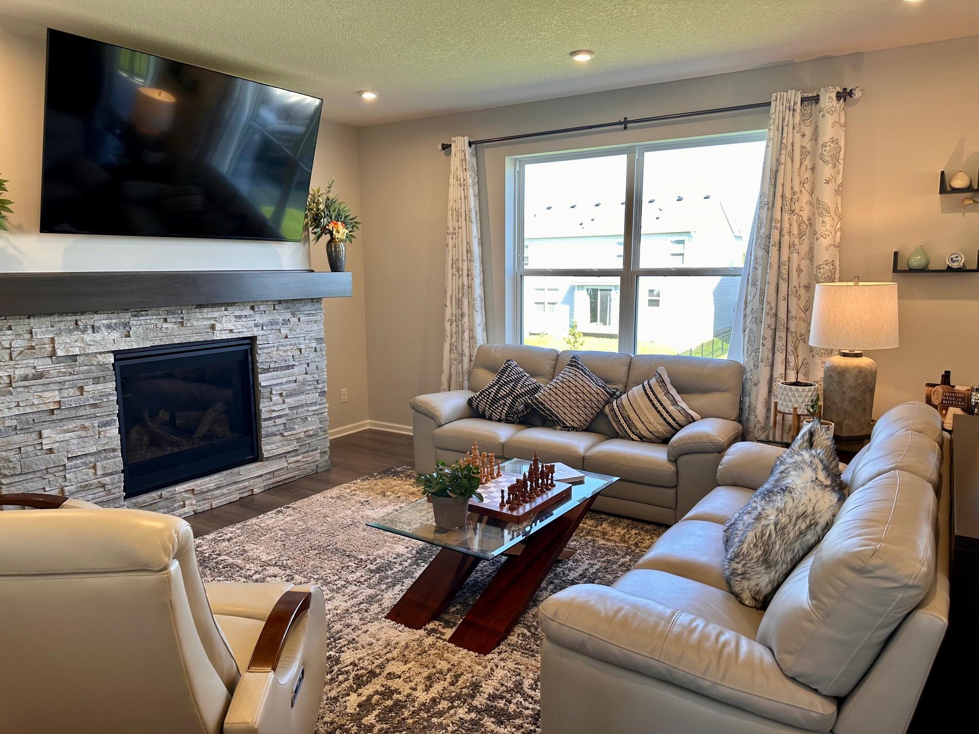 4243 Cottagewood Court Property Photo 7
