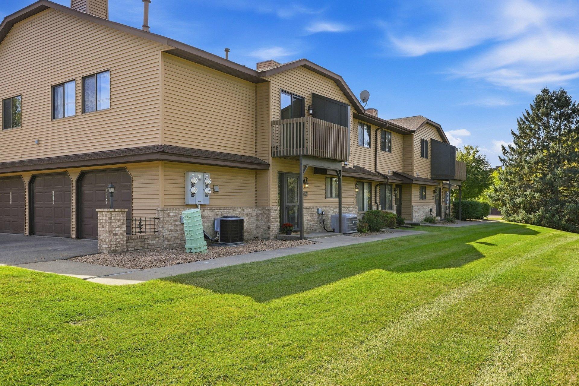 13156 90th Place N Property Photo 1