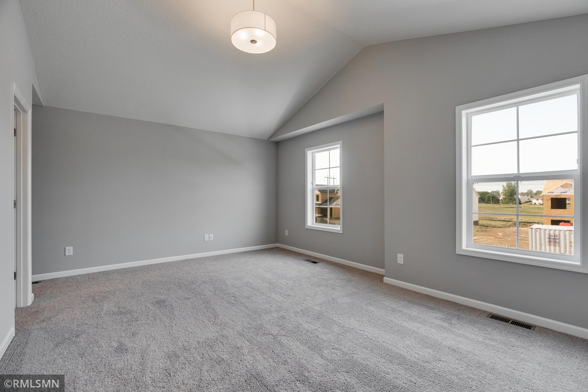 4703 4th Street Loop Ne Property Photo 8